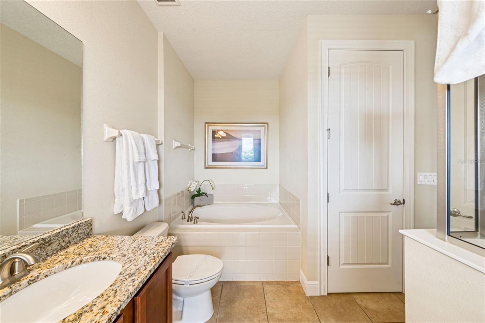 Image 12 of 55 For 231 Lasso Drive