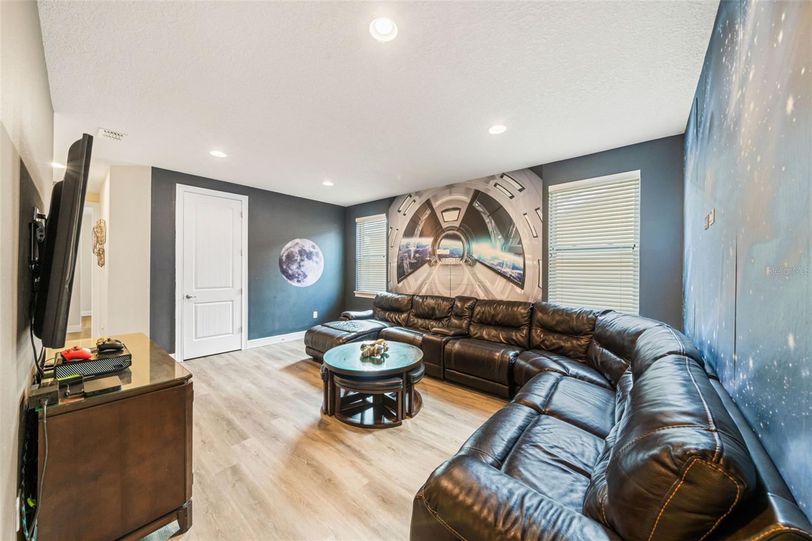 Image 17 of 55 For 231 Lasso Drive