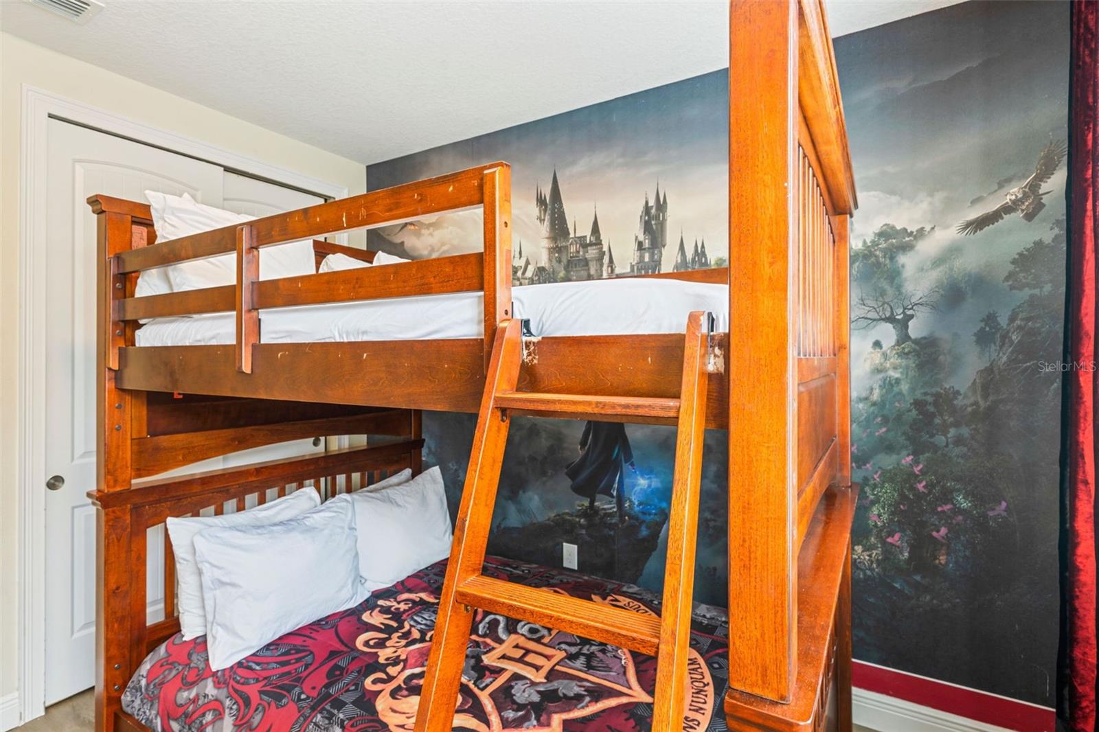 Image 20 of 55 For 231 Lasso Drive