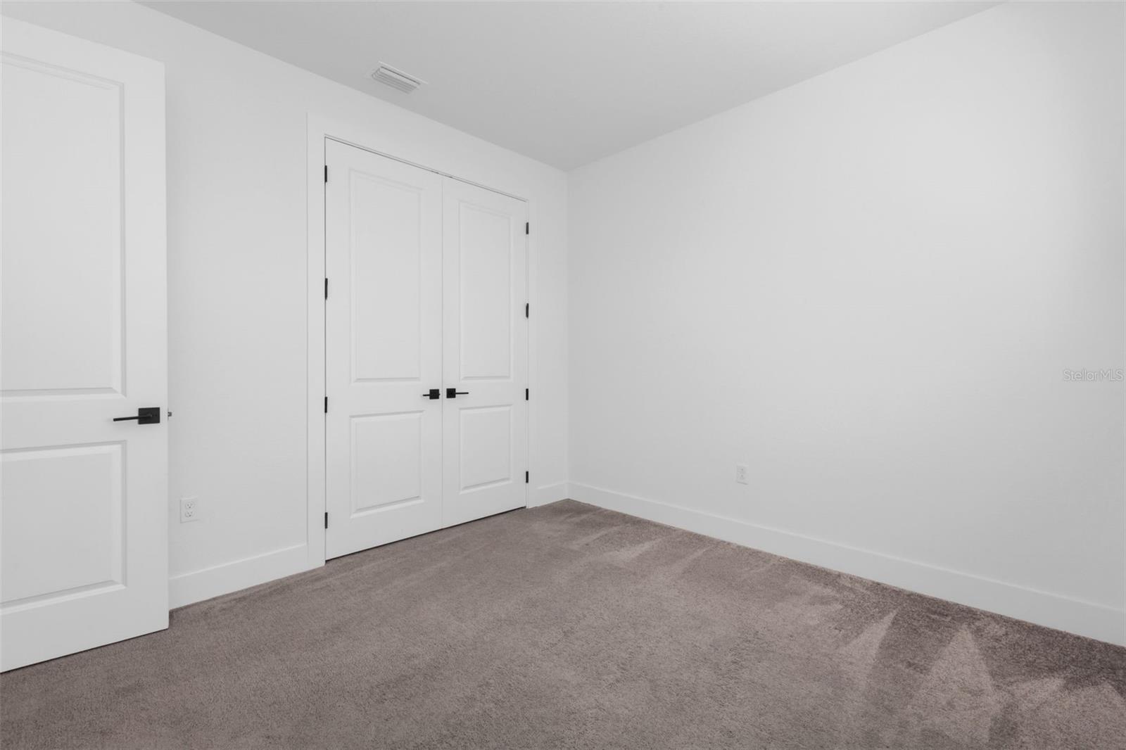 Image 17 of 38 For 25272 Doredo Drive