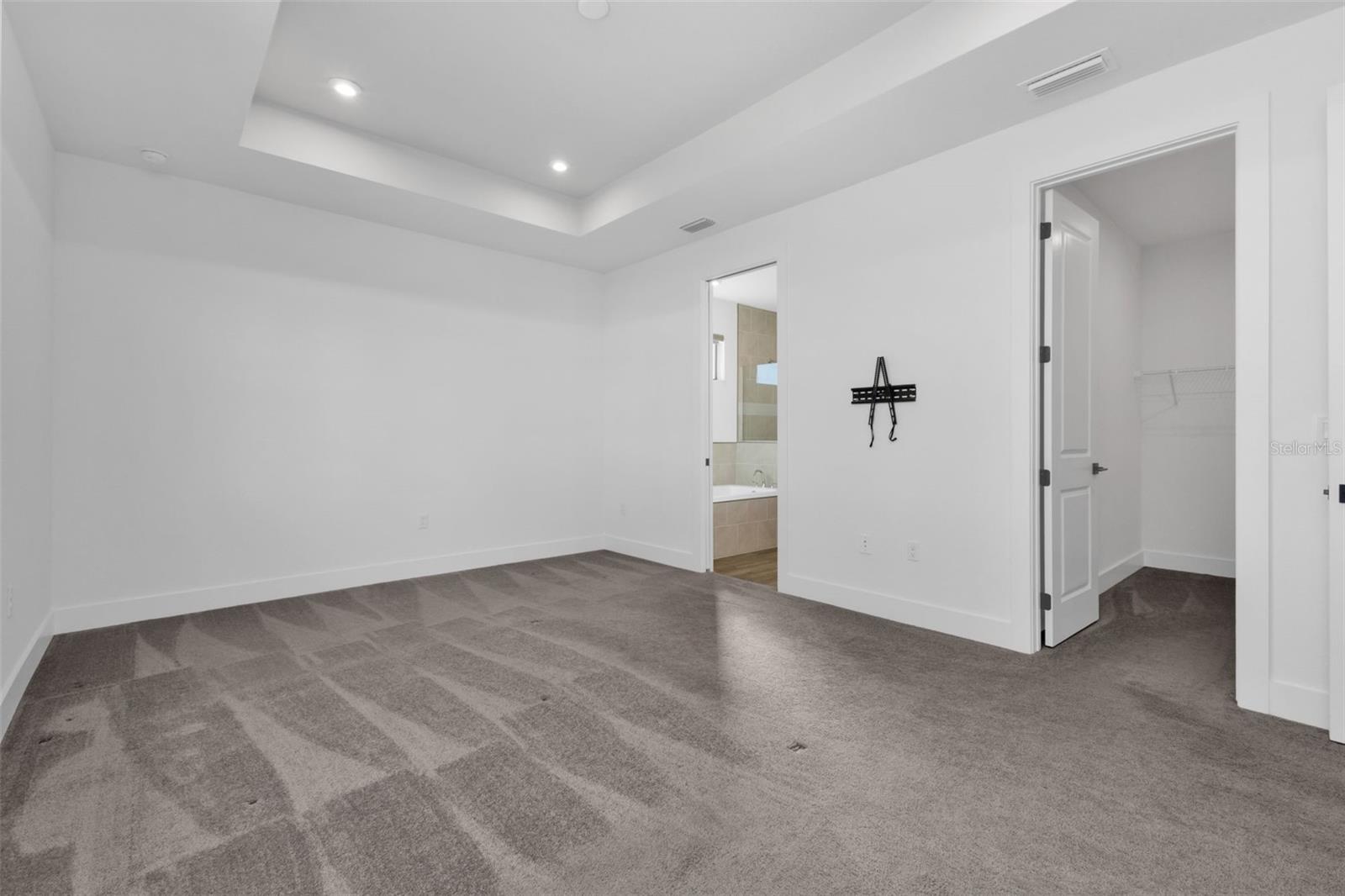 Image 24 of 38 For 25272 Doredo Drive