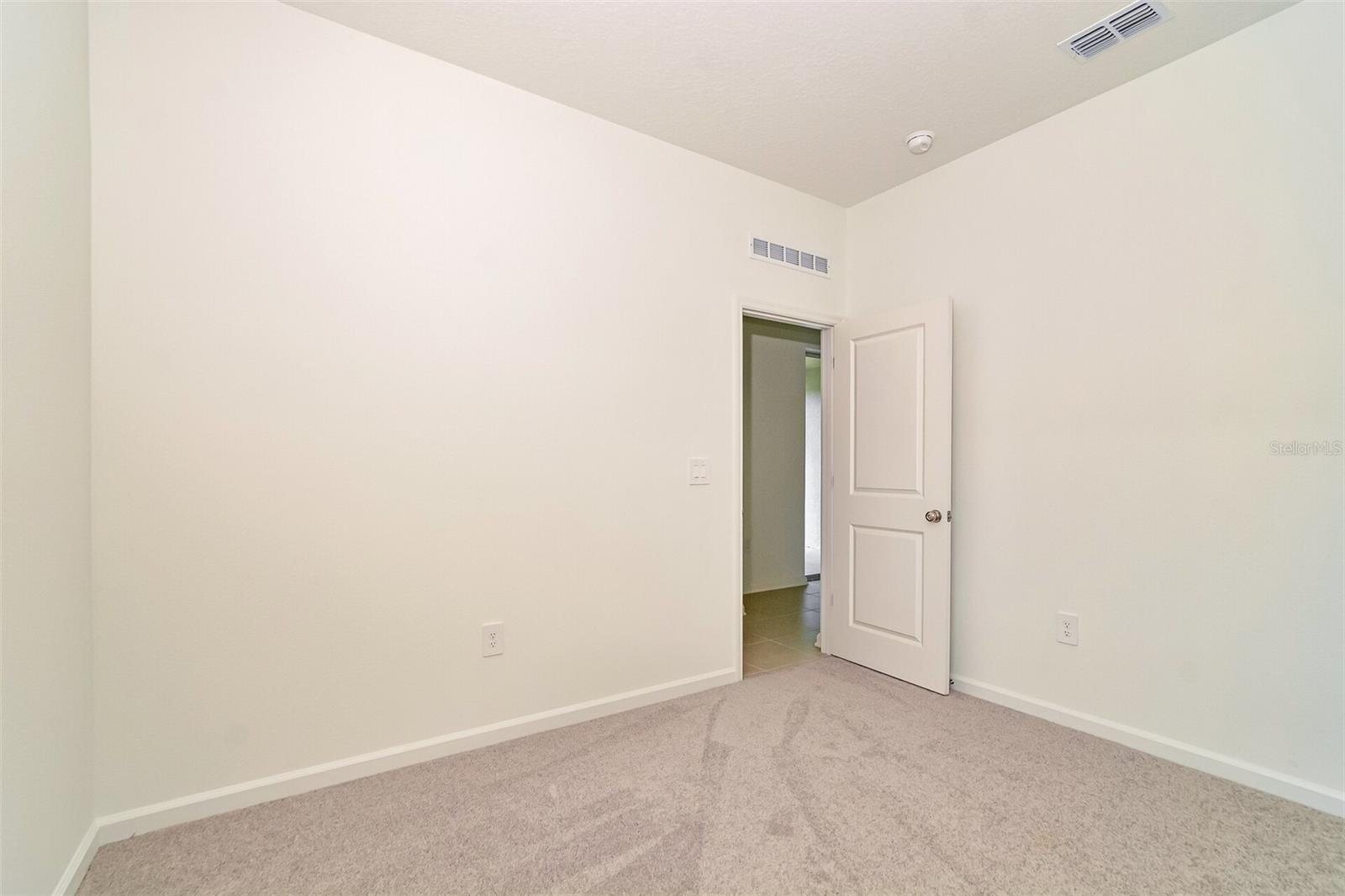 Image 10 of 14 For 7617 Gemstone Street