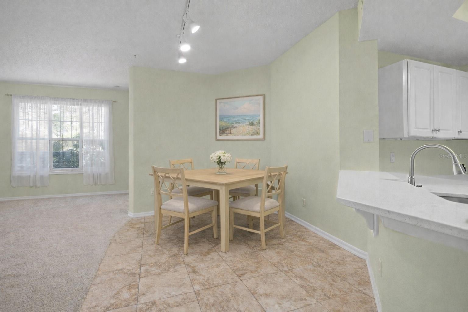 Image 6 of 26 For 5578 Metrowest Boulevard 101