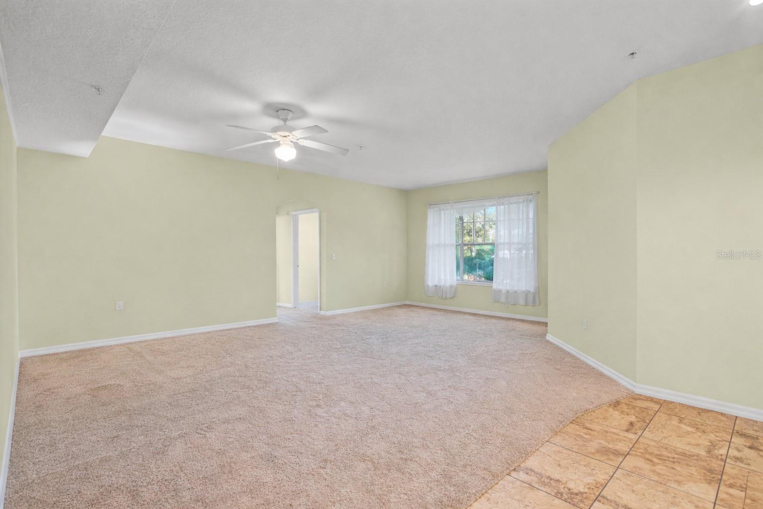 Image 7 of 26 For 5578 Metrowest Boulevard 101