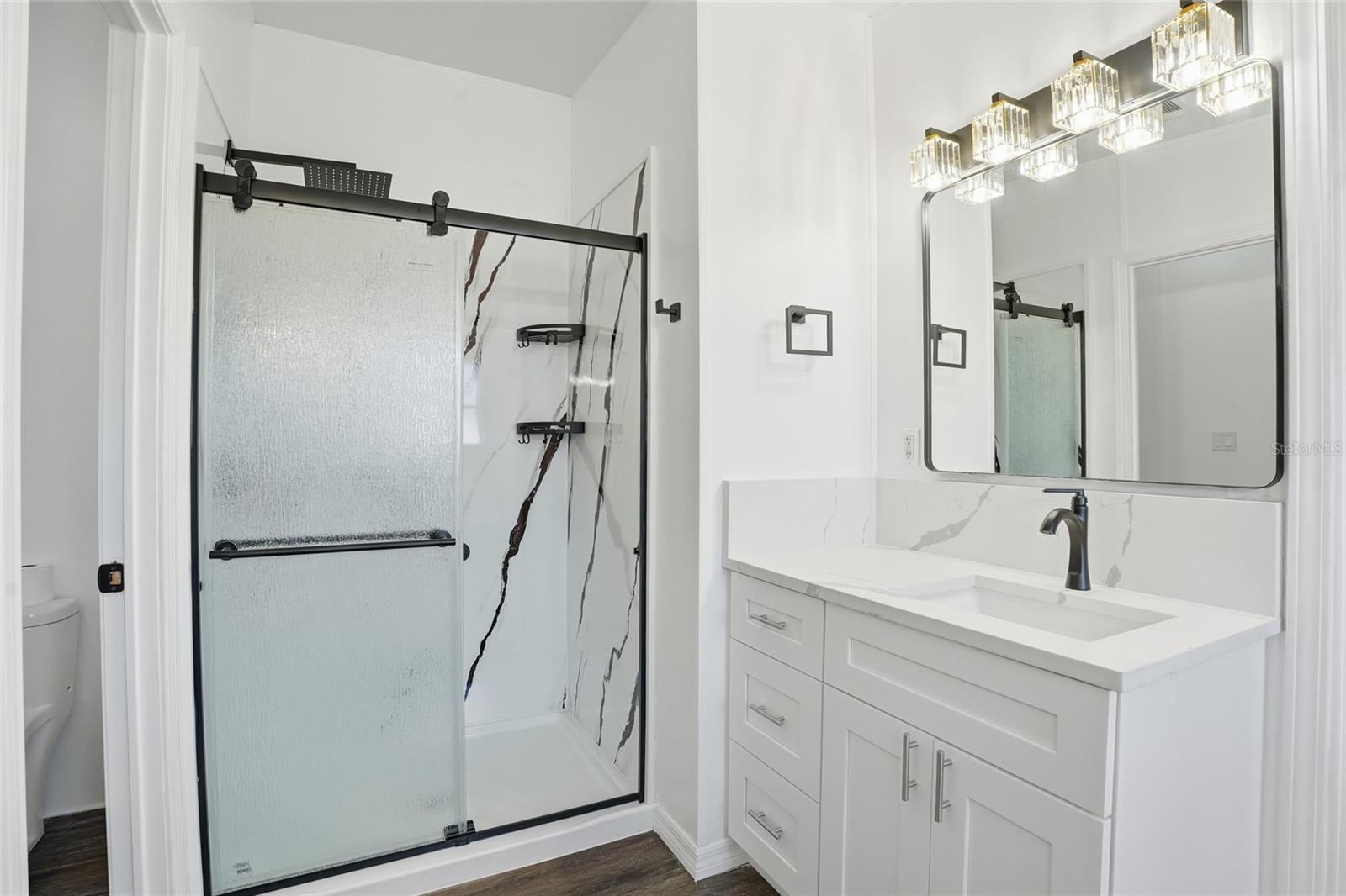 Image 12 of 39 For 3844 Kaiser Avenue