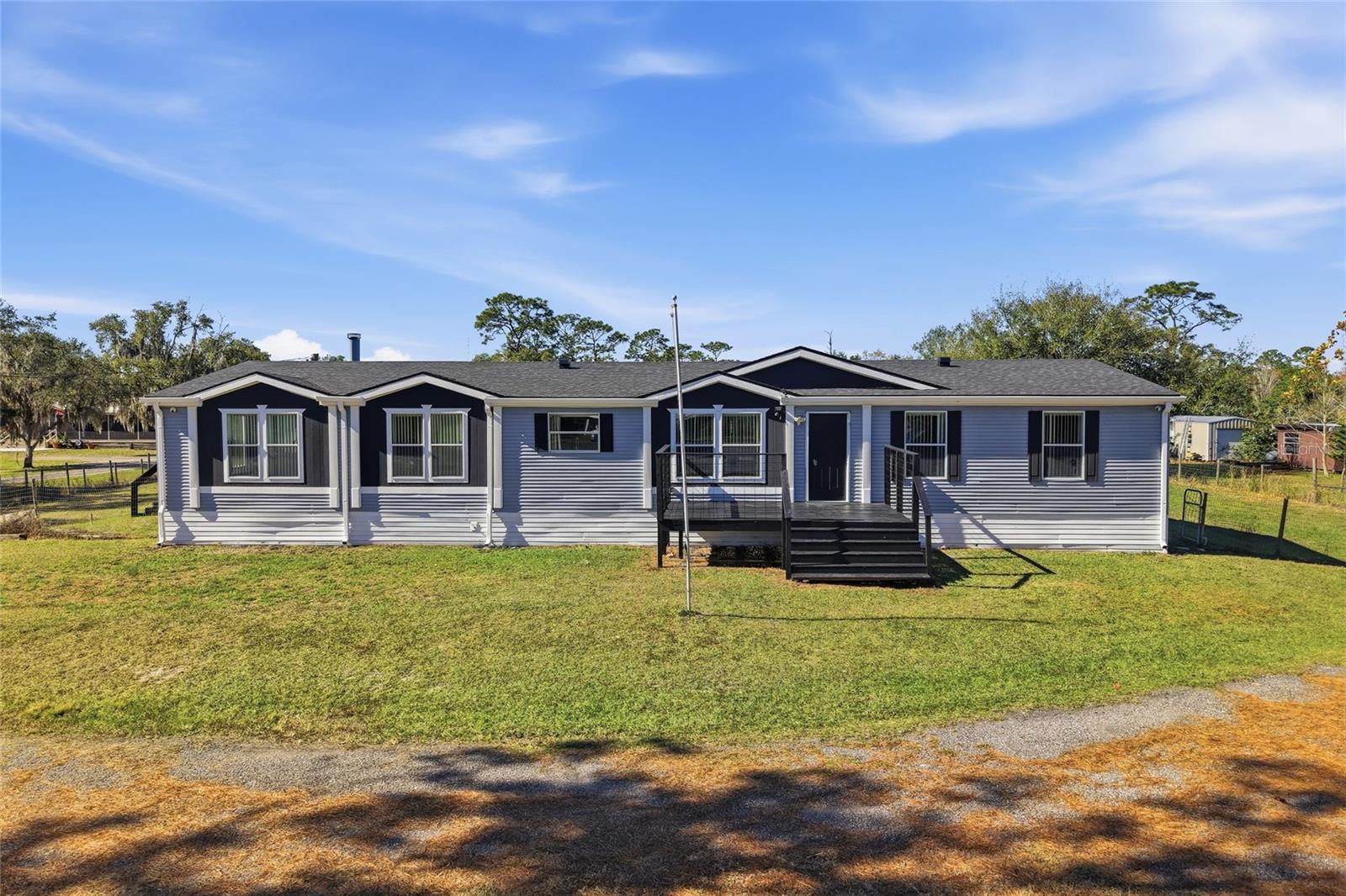 Image 38 of 39 For 3844 Kaiser Avenue