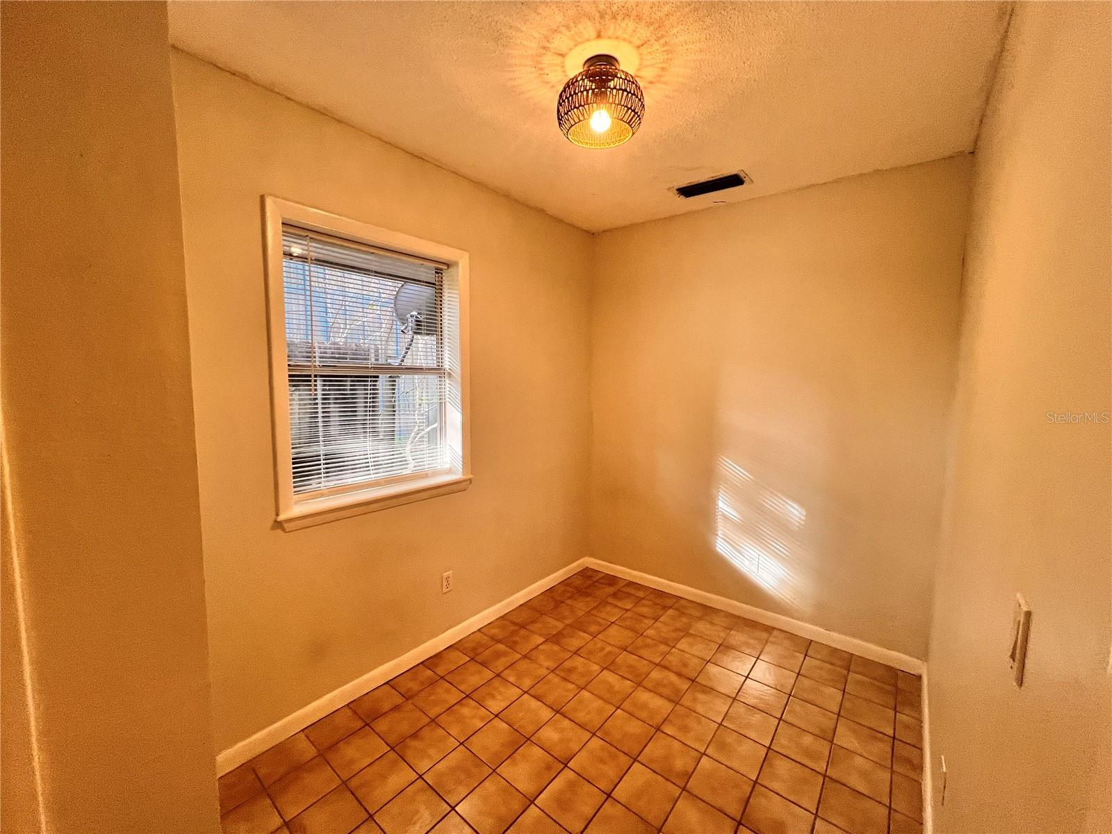 Image 3 of 11 For 108 Winter Park Street