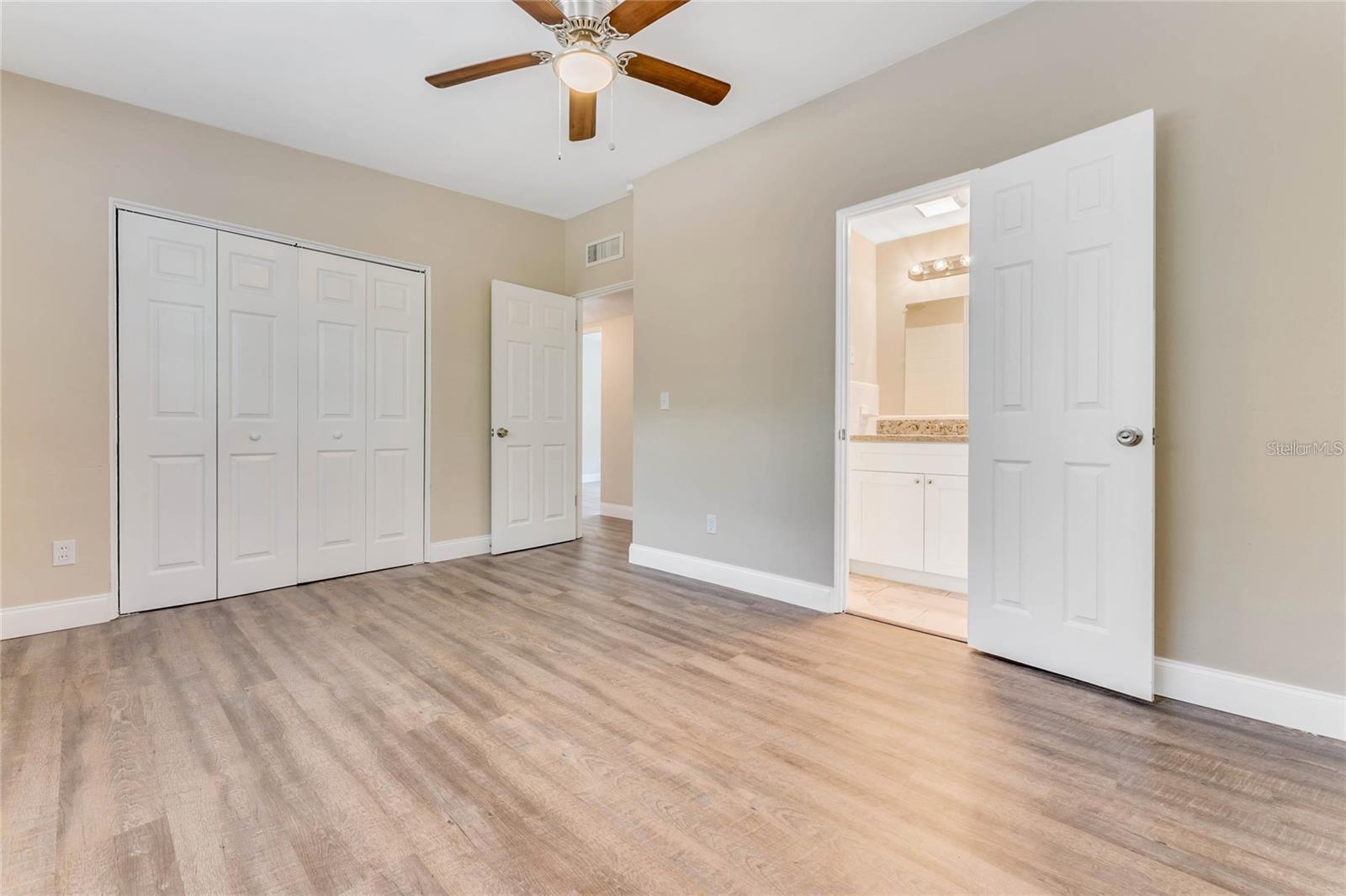 Image 14 of 23 For 3703 Auburndale Avenue