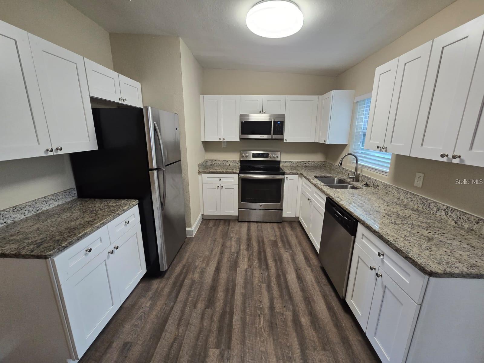 Image 7 of 23 For 3703 Auburndale Avenue