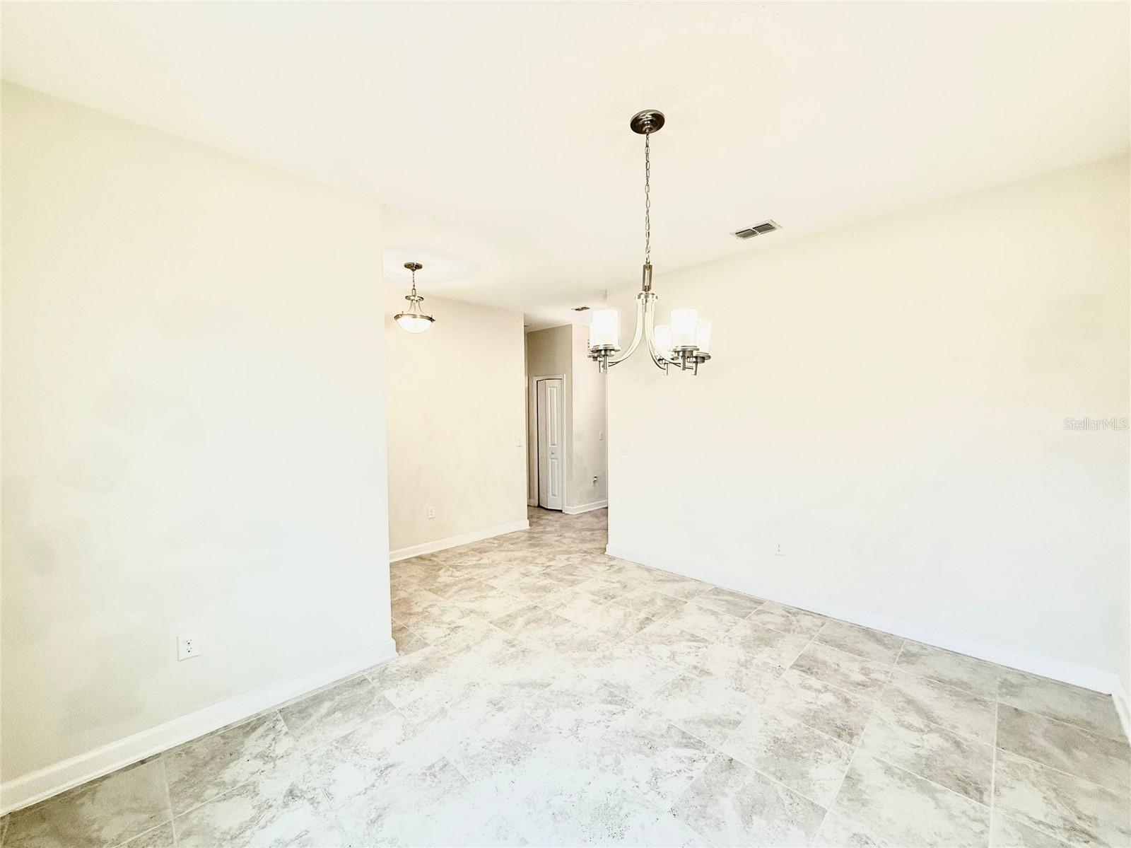 Image 11 of 23 For 11179 Longleaf Woods Drive