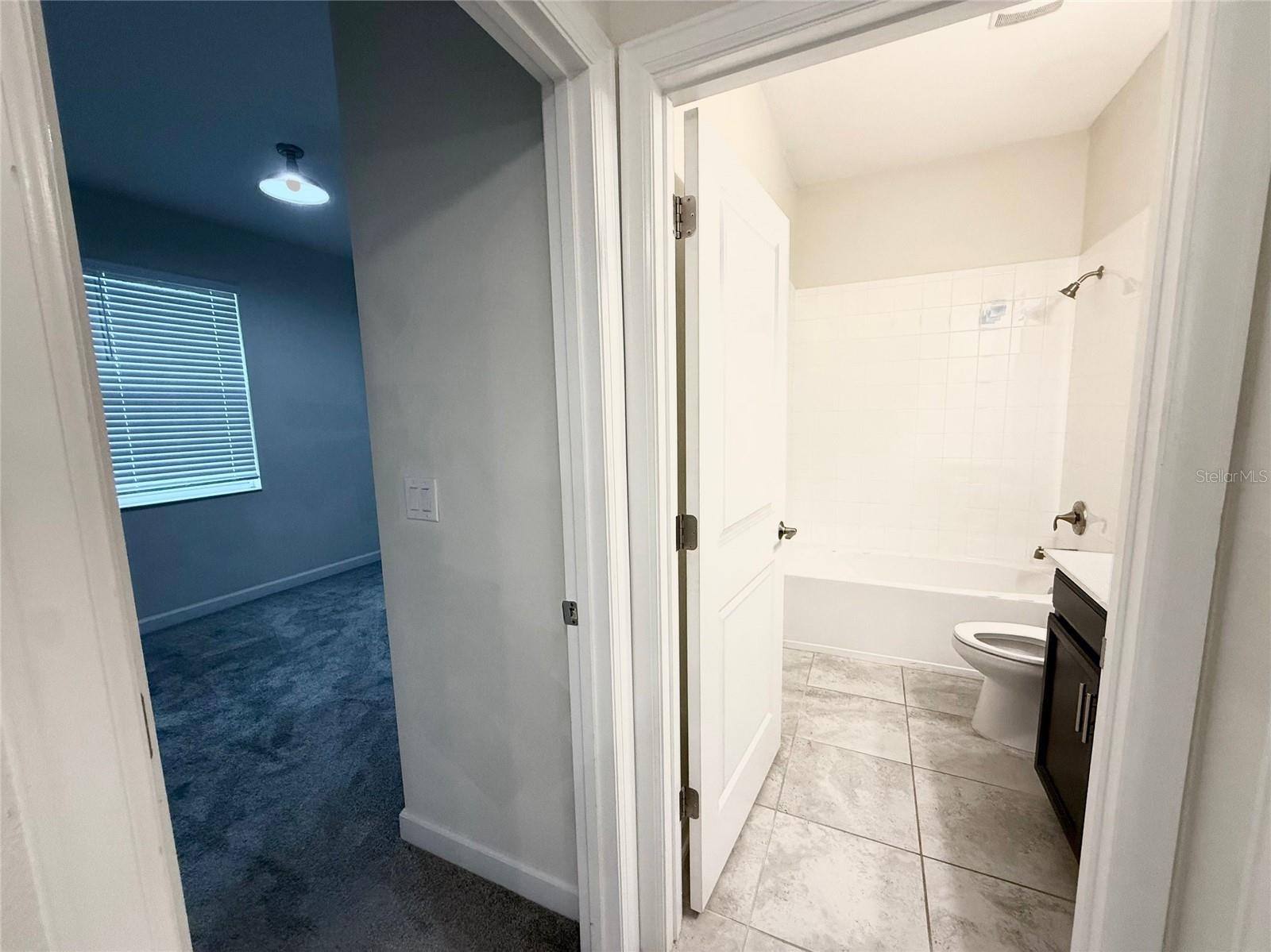 Image 12 of 23 For 11179 Longleaf Woods Drive