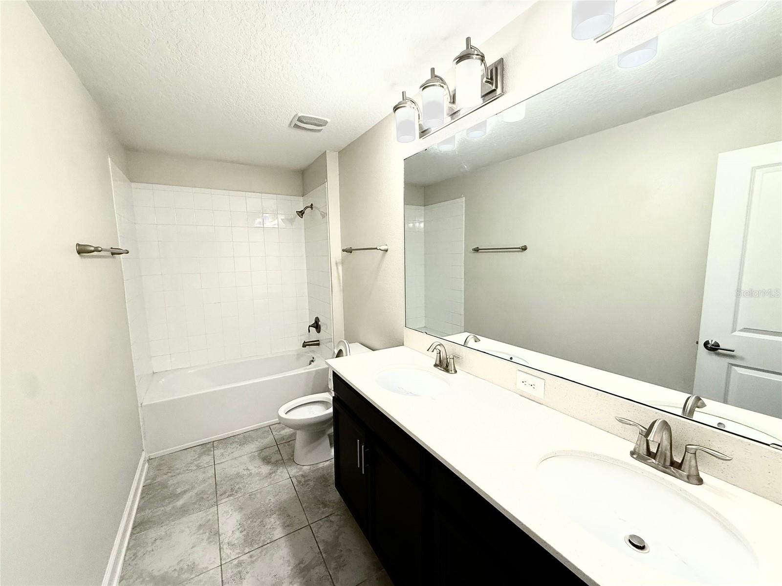 Image 21 of 23 For 11179 Longleaf Woods Drive