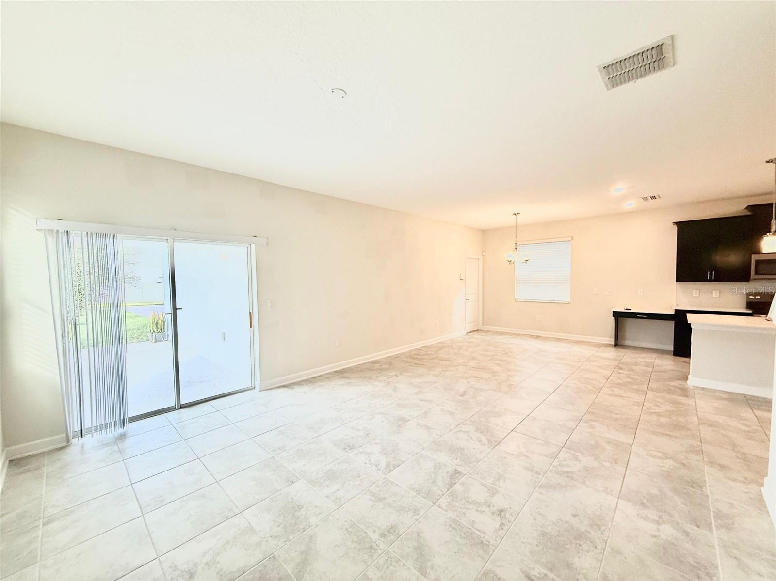 Image 8 of 23 For 11179 Longleaf Woods Drive