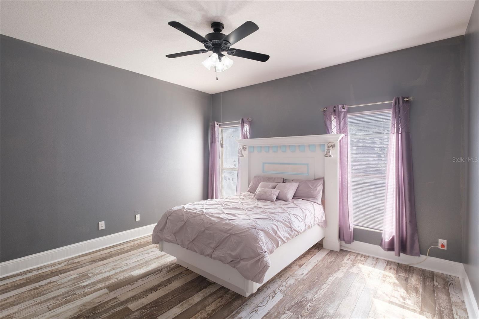 Listing photo id 16 for 2039 Cobblefield Circle