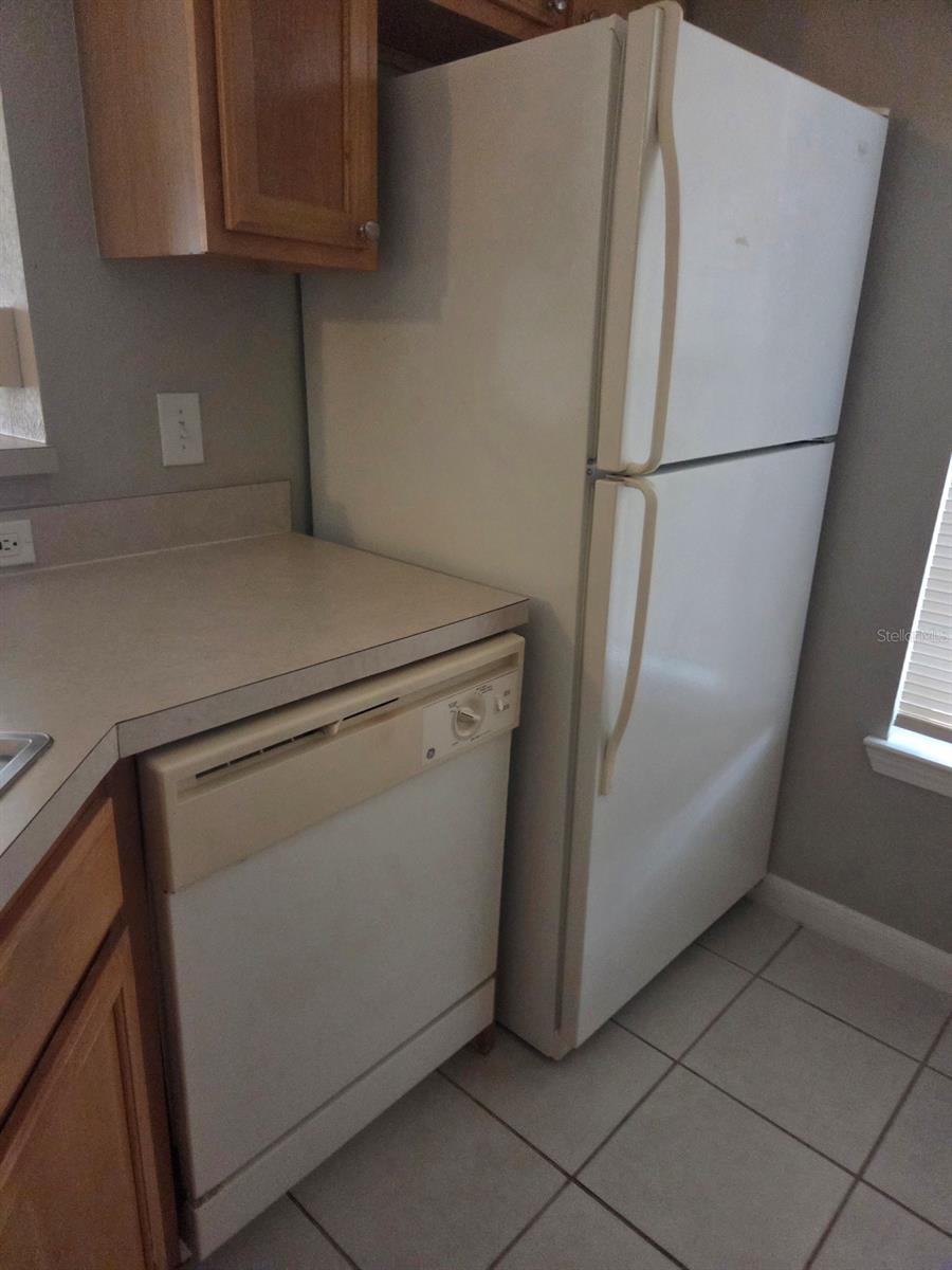 Image 5 of 14 For 9037 Lee Vista Boulevard 1604