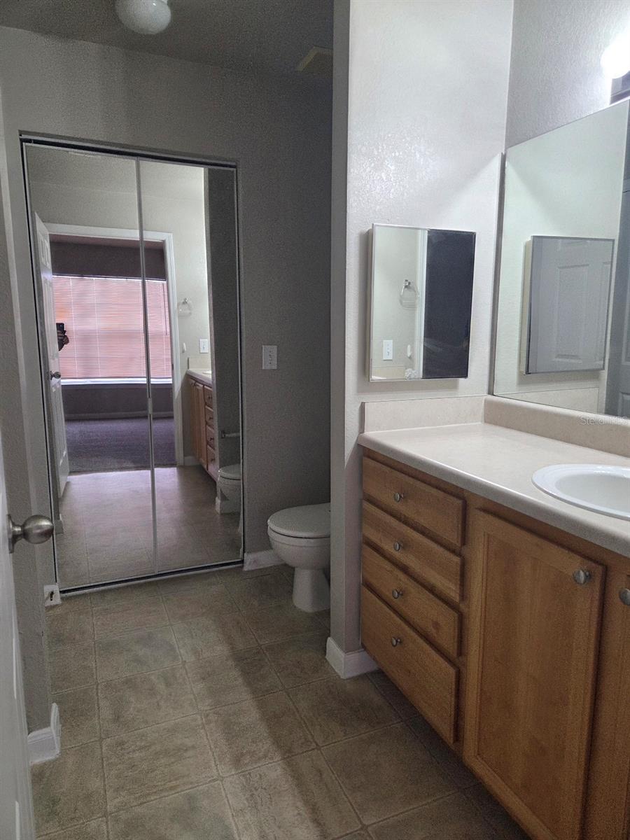 Image 7 of 14 For 9037 Lee Vista Boulevard 1604