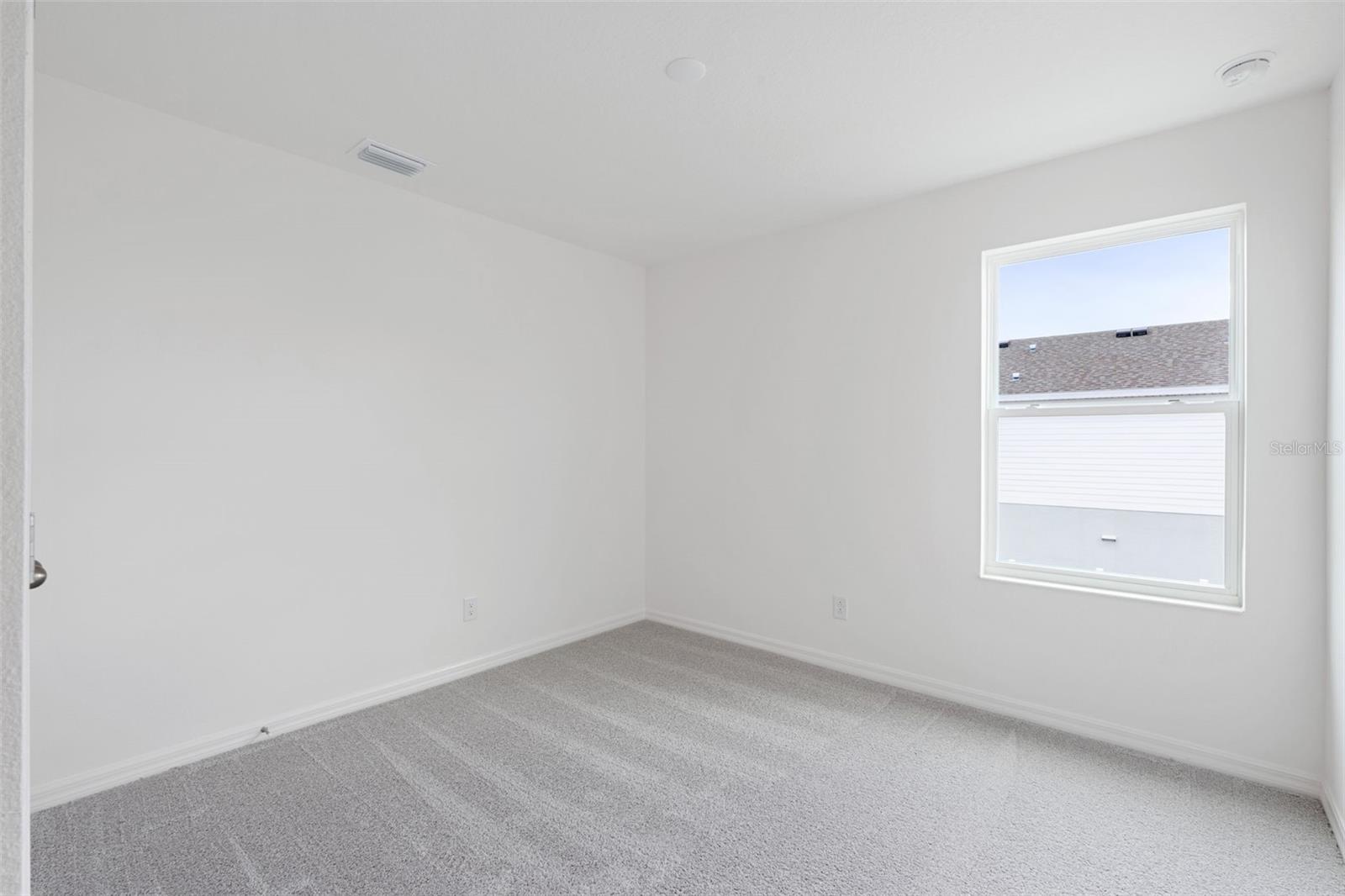 Image 26 of 39 For 7028 Rolling Leaf Road