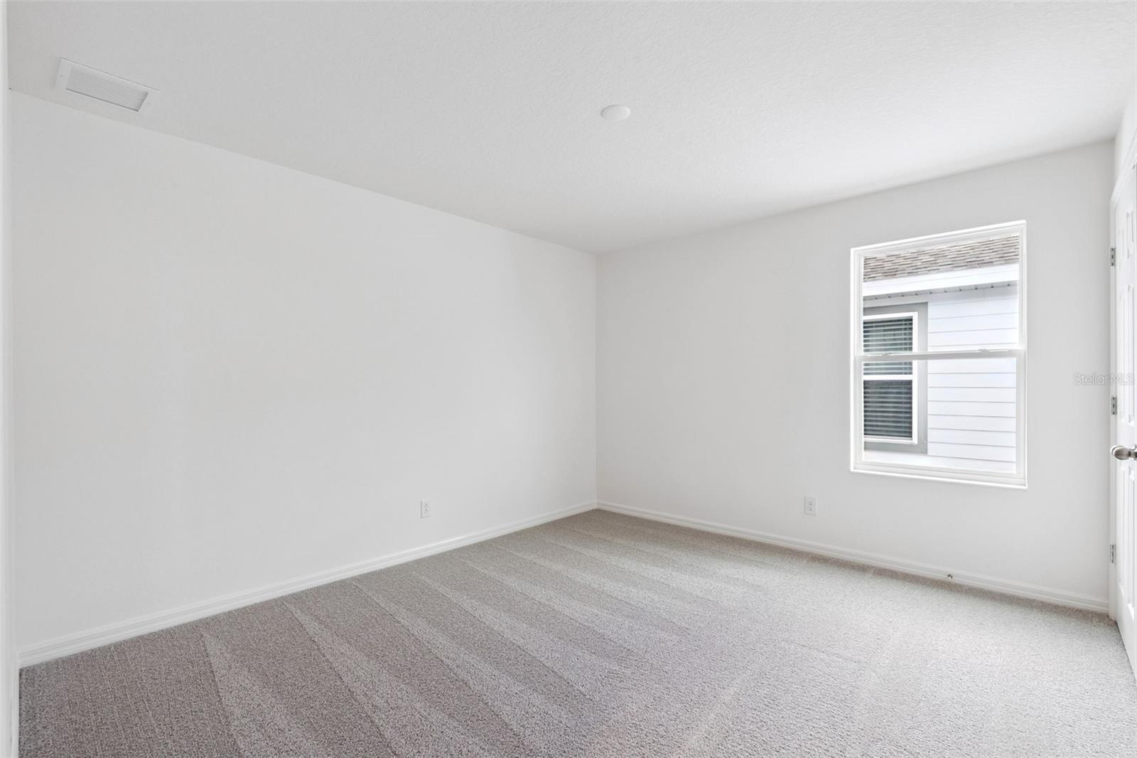 Image 31 of 39 For 7028 Rolling Leaf Road