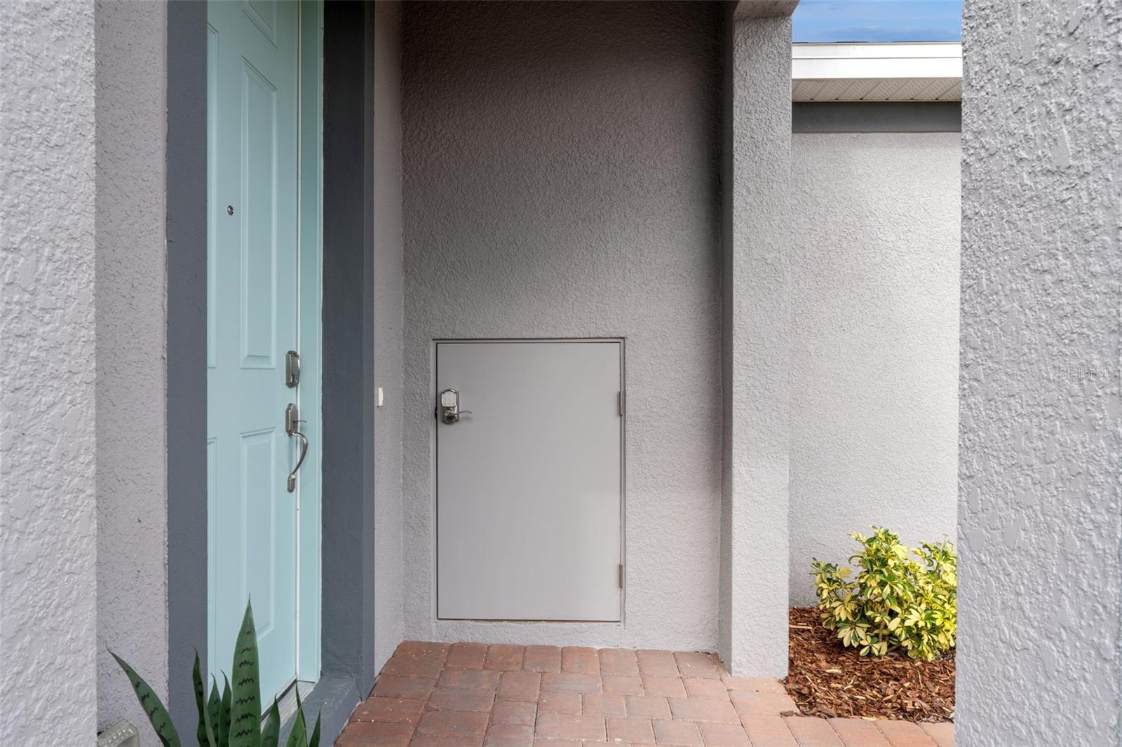 Image 6 of 39 For 7028 Rolling Leaf Road