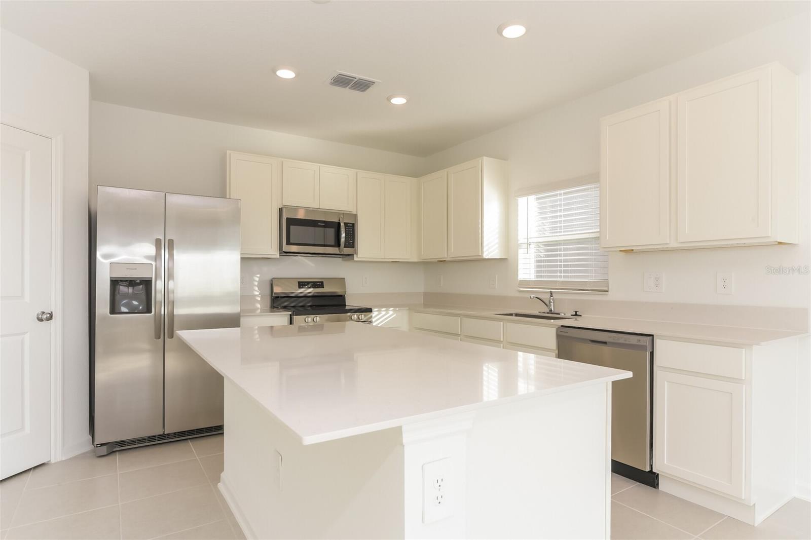 Image 11 of 15 For 386 Puma Loop