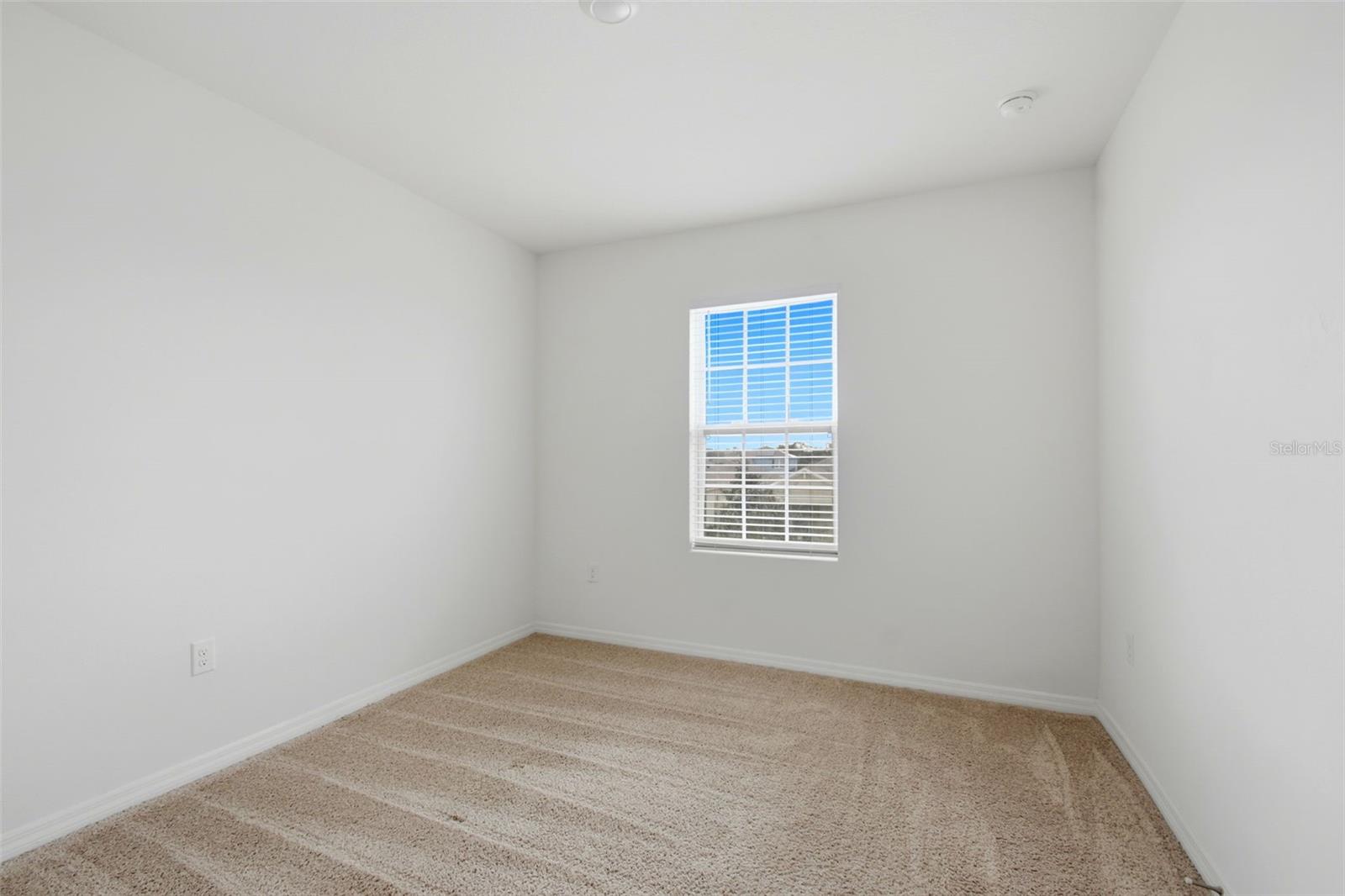 Image 26 of 34 For 5592 Galloping Drive