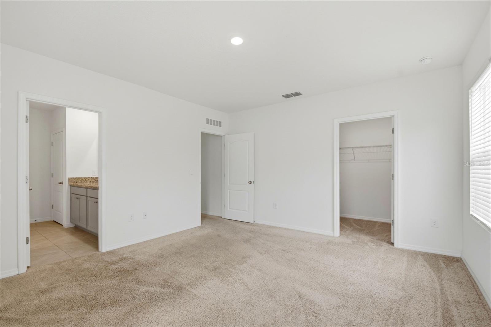 Image 29 of 34 For 5592 Galloping Drive