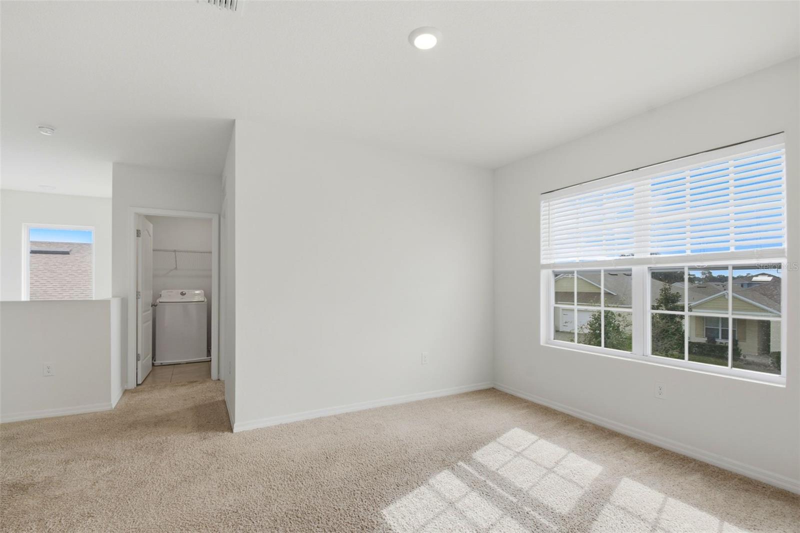 Image 31 of 34 For 5592 Galloping Drive