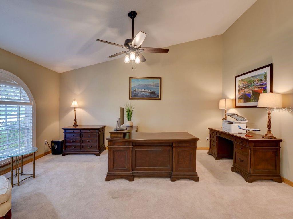 Image 5 of 39 For 4245 Lori Loop