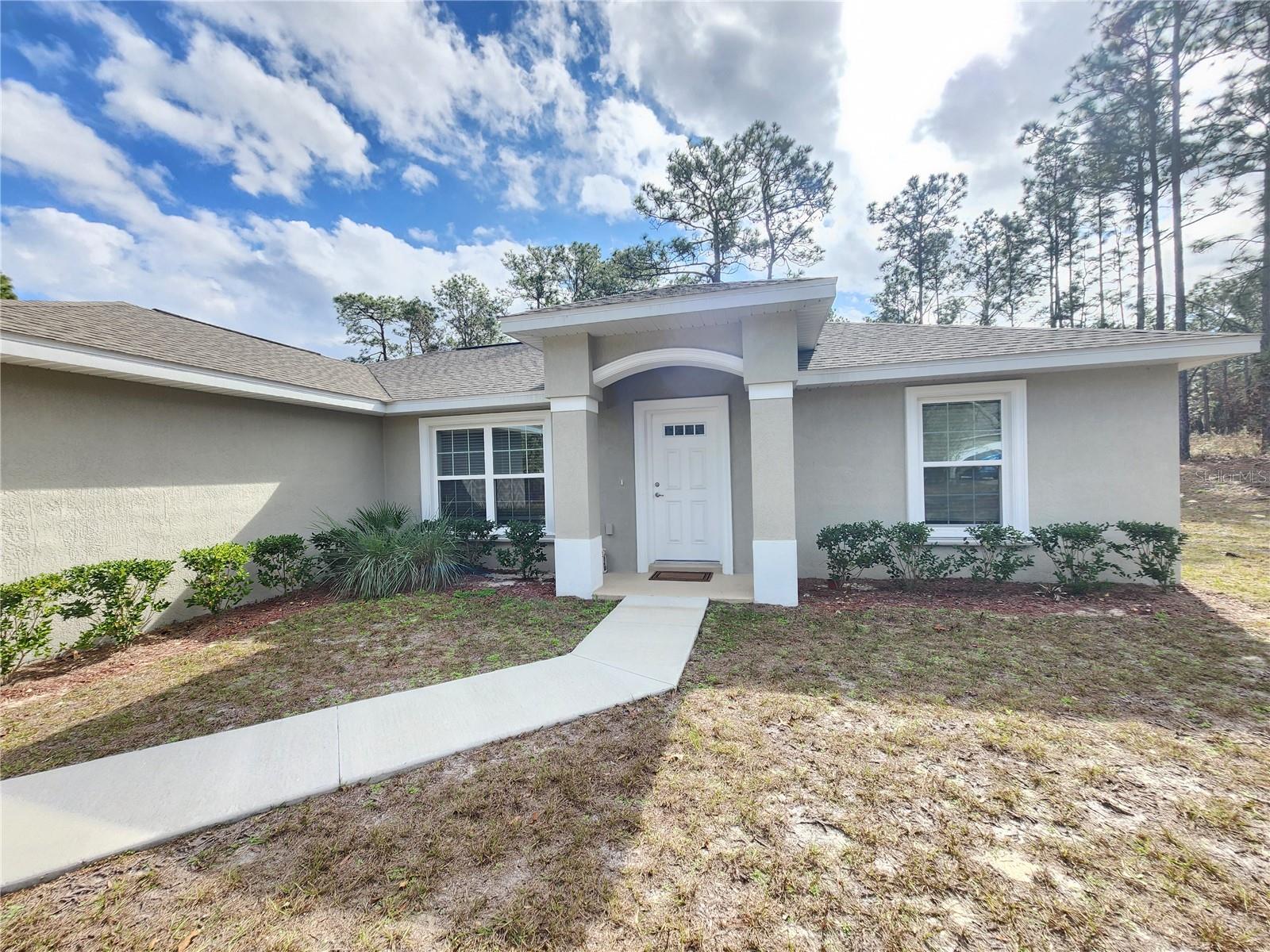 Image 4 of 19 For 270 Goldcoast Place