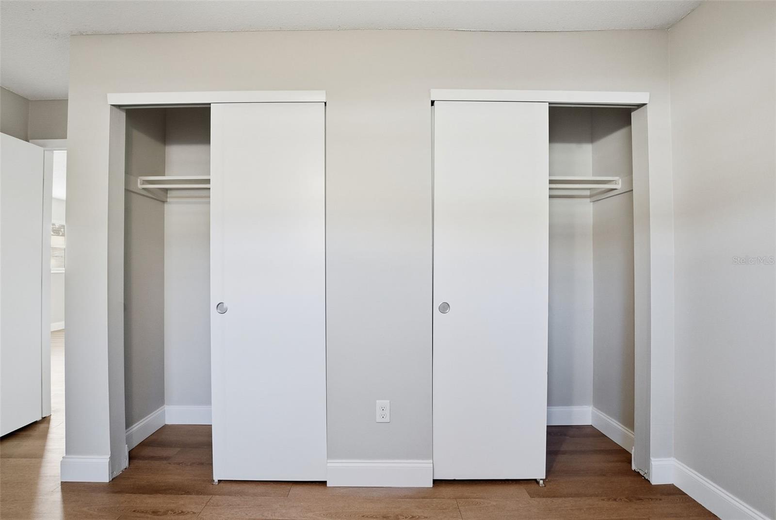 Image 21 of 29 For 7413 Fieldcrest Avenue