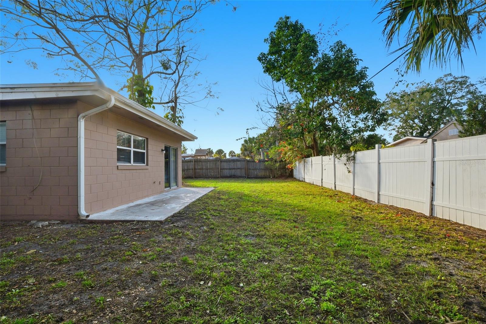 Image 24 of 29 For 7413 Fieldcrest Avenue