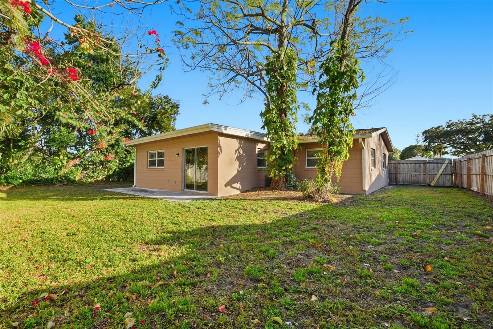 Image 27 of 29 For 7413 Fieldcrest Avenue