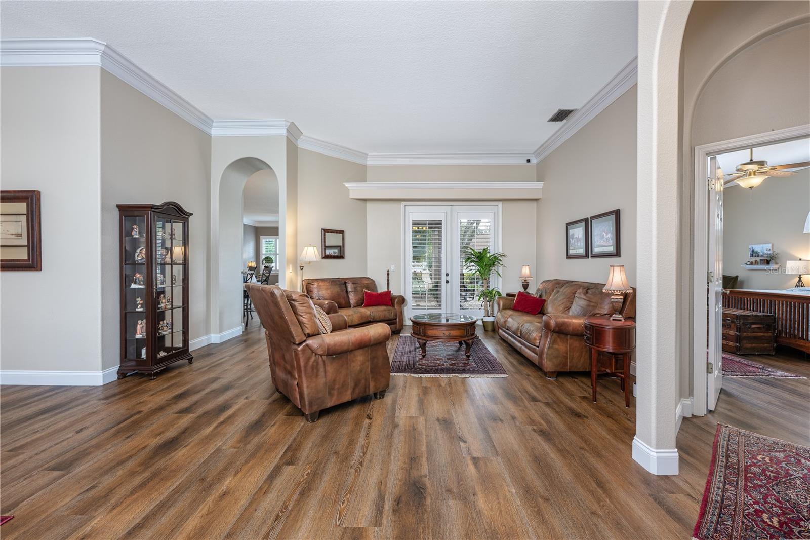 Image 11 of 39 For 4437 Little Water Street