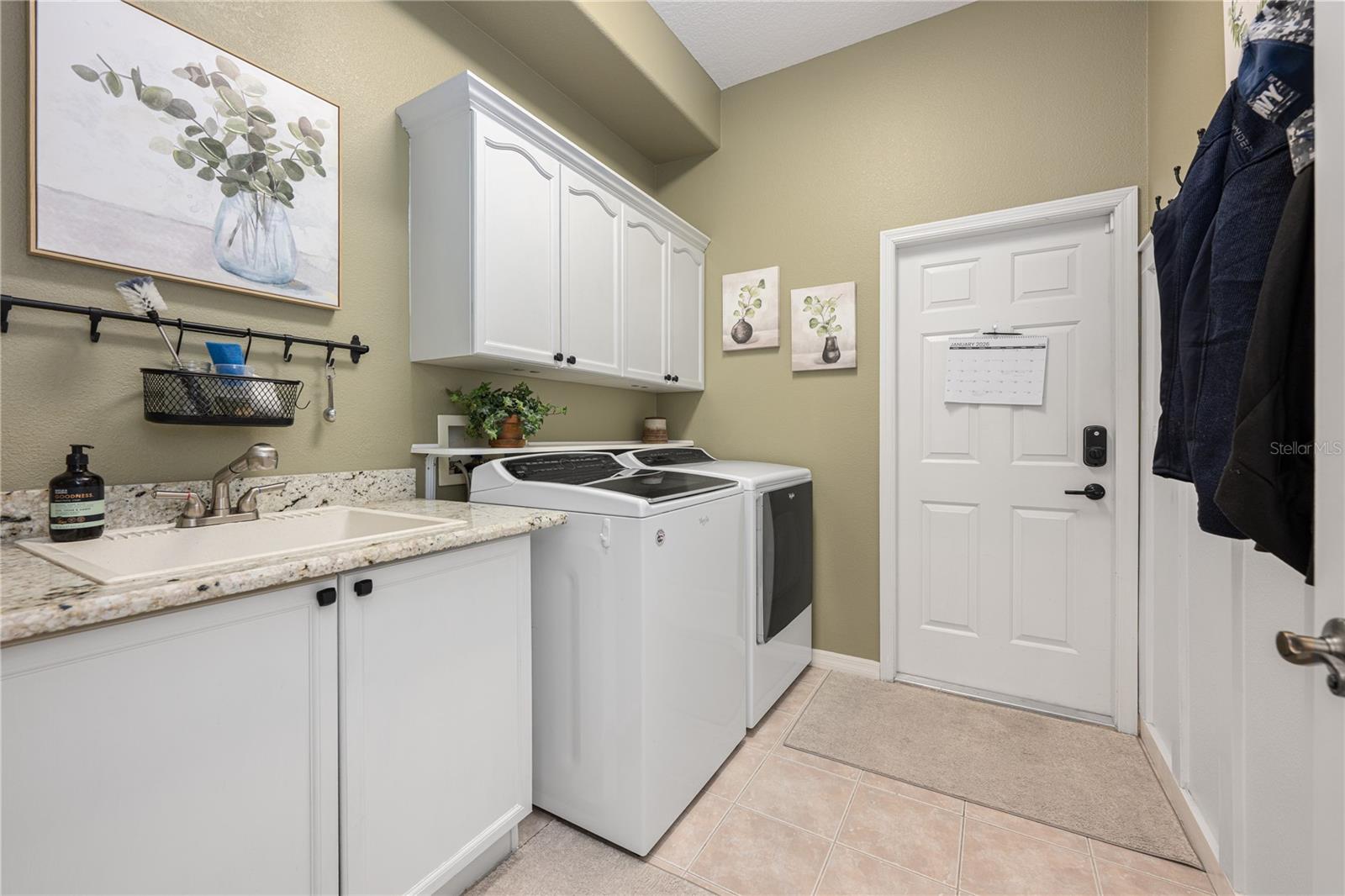 Image 28 of 39 For 4437 Little Water Street