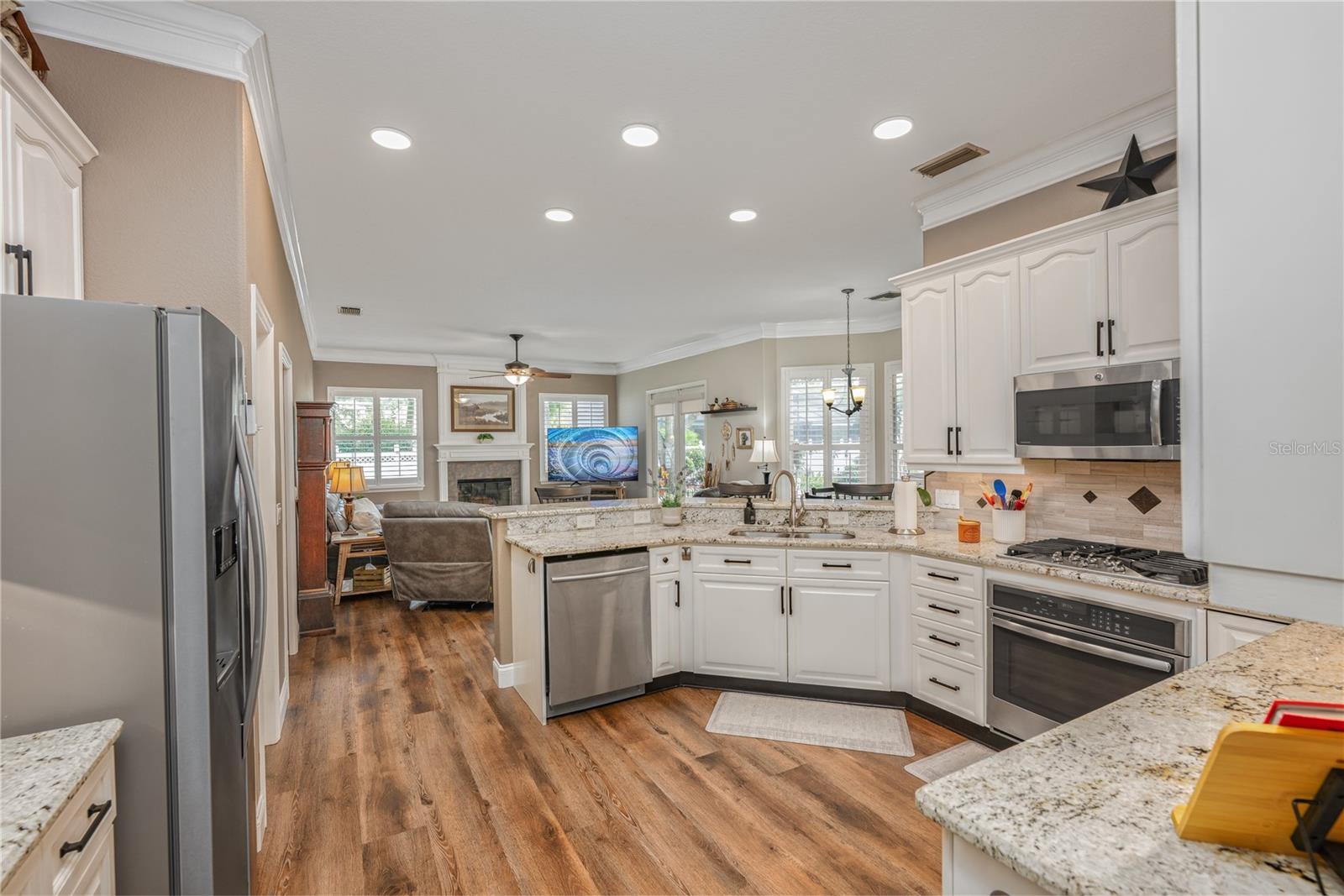 Image 7 of 39 For 4437 Little Water Street