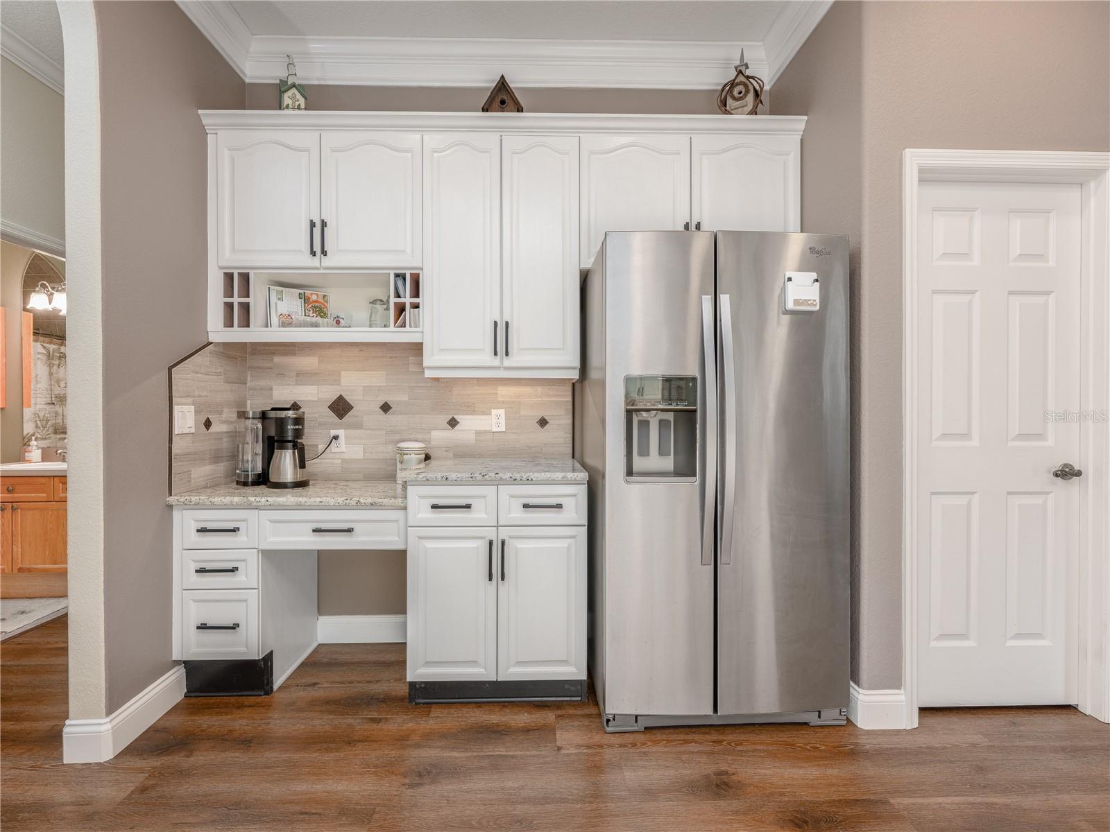 Image 8 of 39 For 4437 Little Water Street