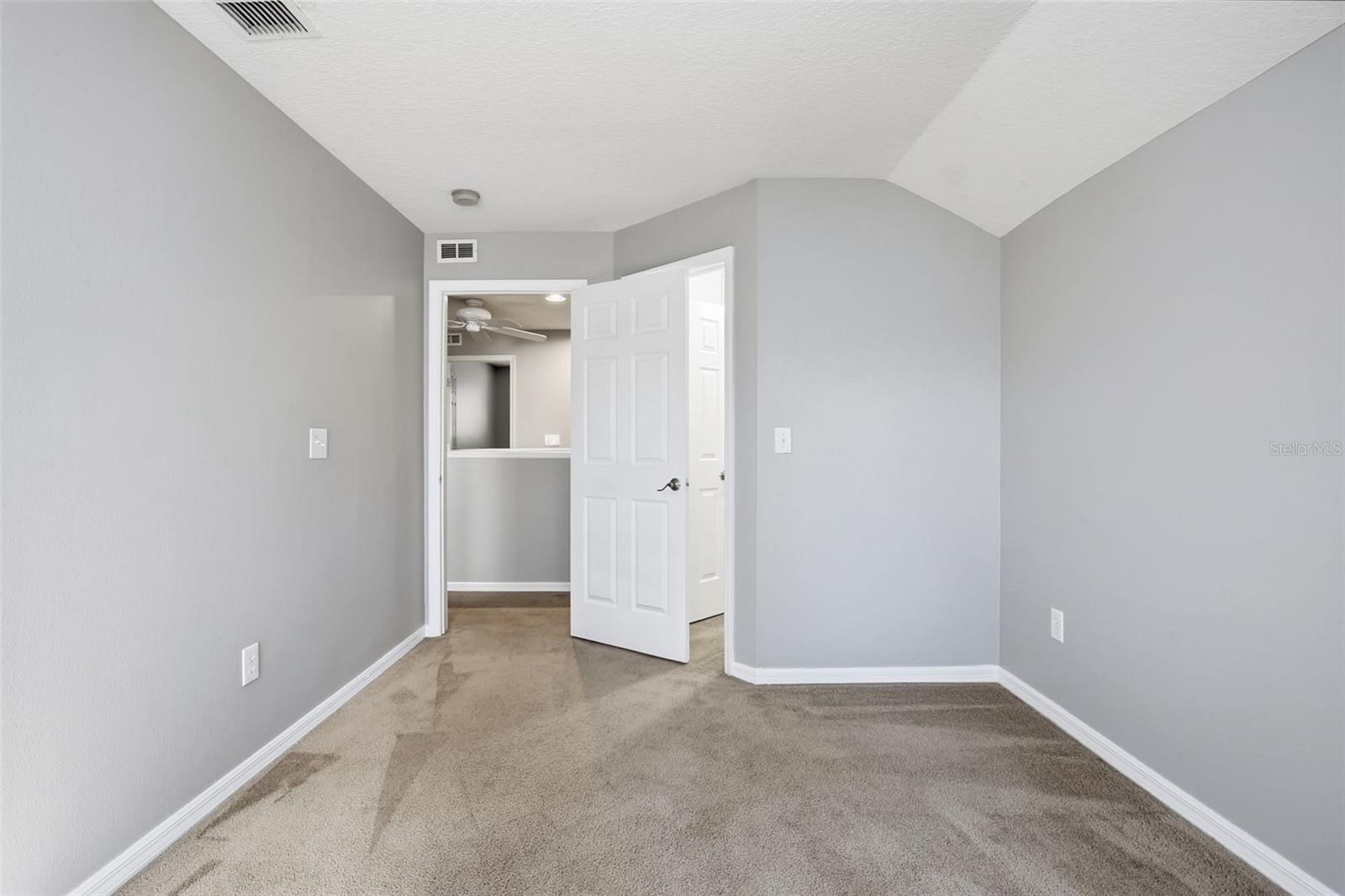 Image 33 of 50 For 6219 Gannetdale Drive