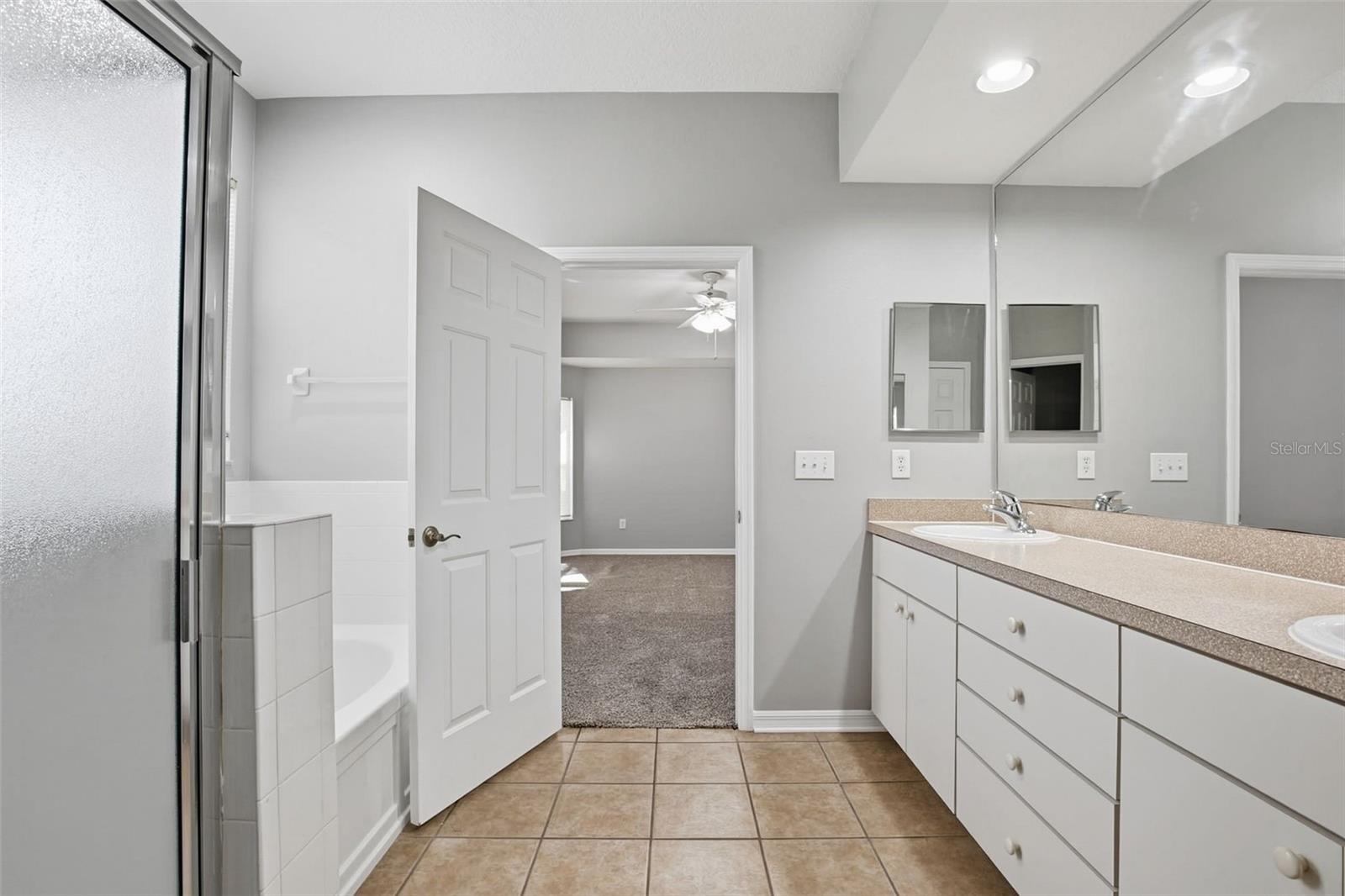 Image 36 of 50 For 6219 Gannetdale Drive