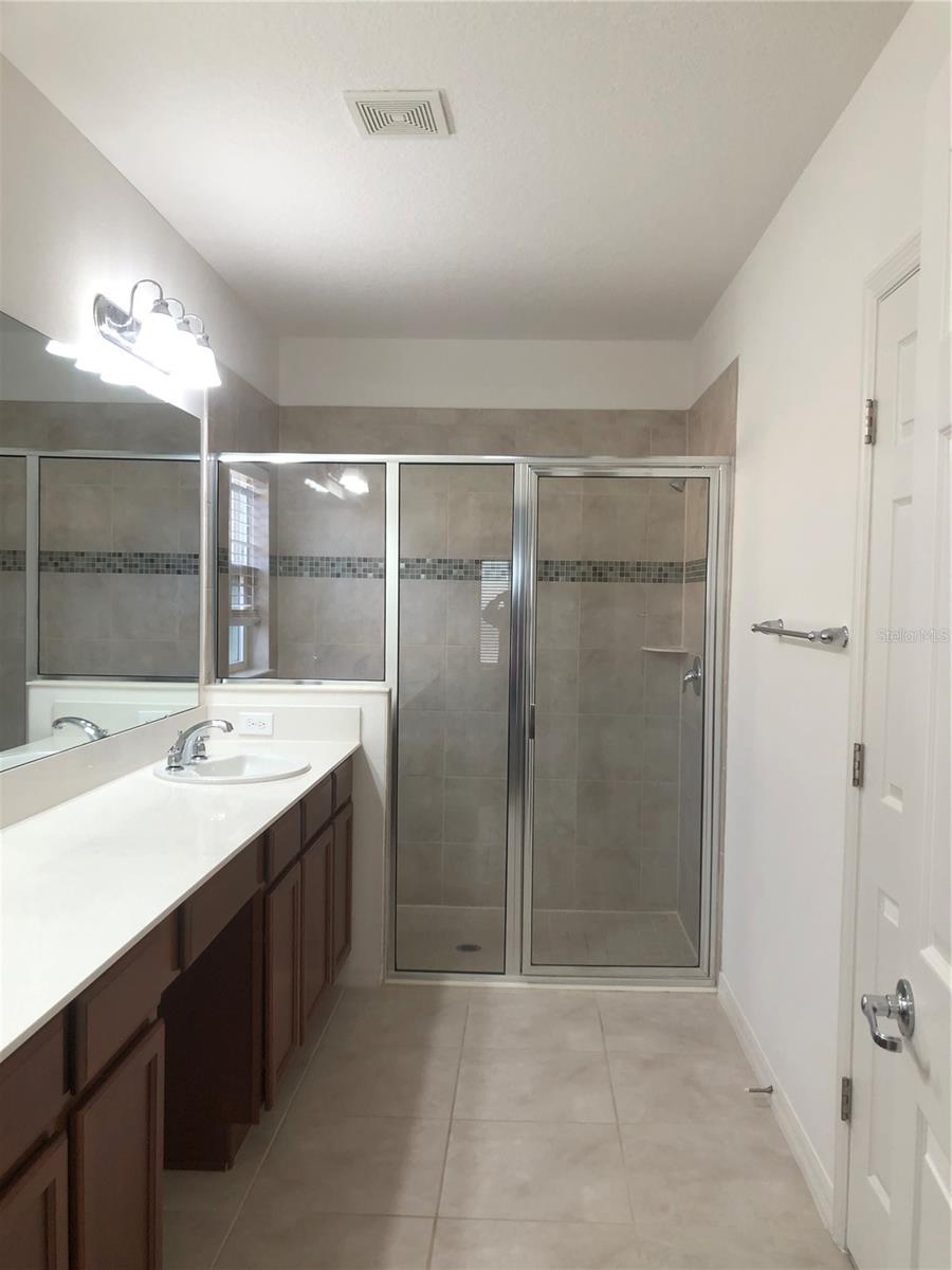 Image 11 of 24 For 3211 Silver Fin Way