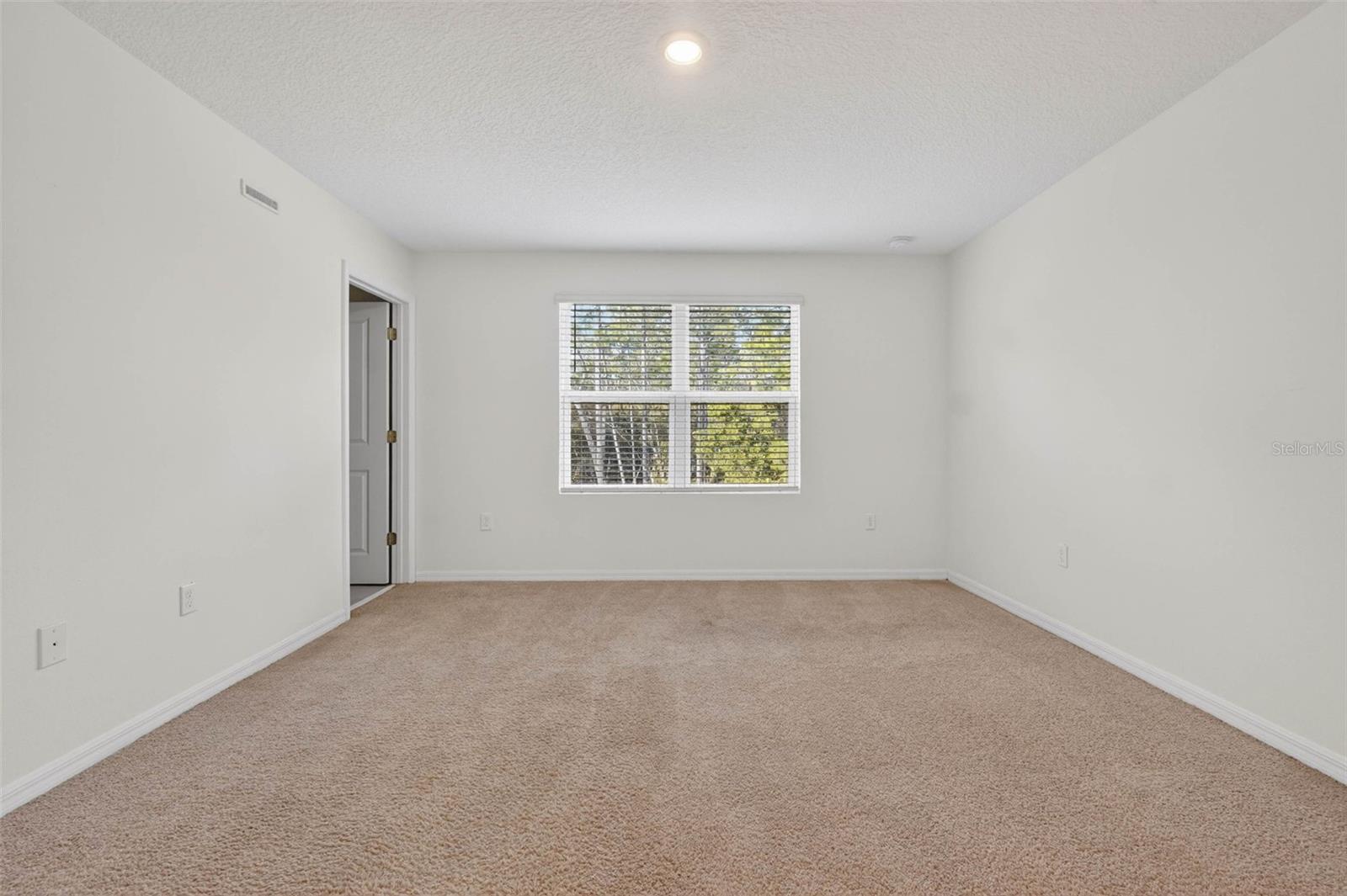 Image 23 of 45 For 3583 Davenport Creek Court