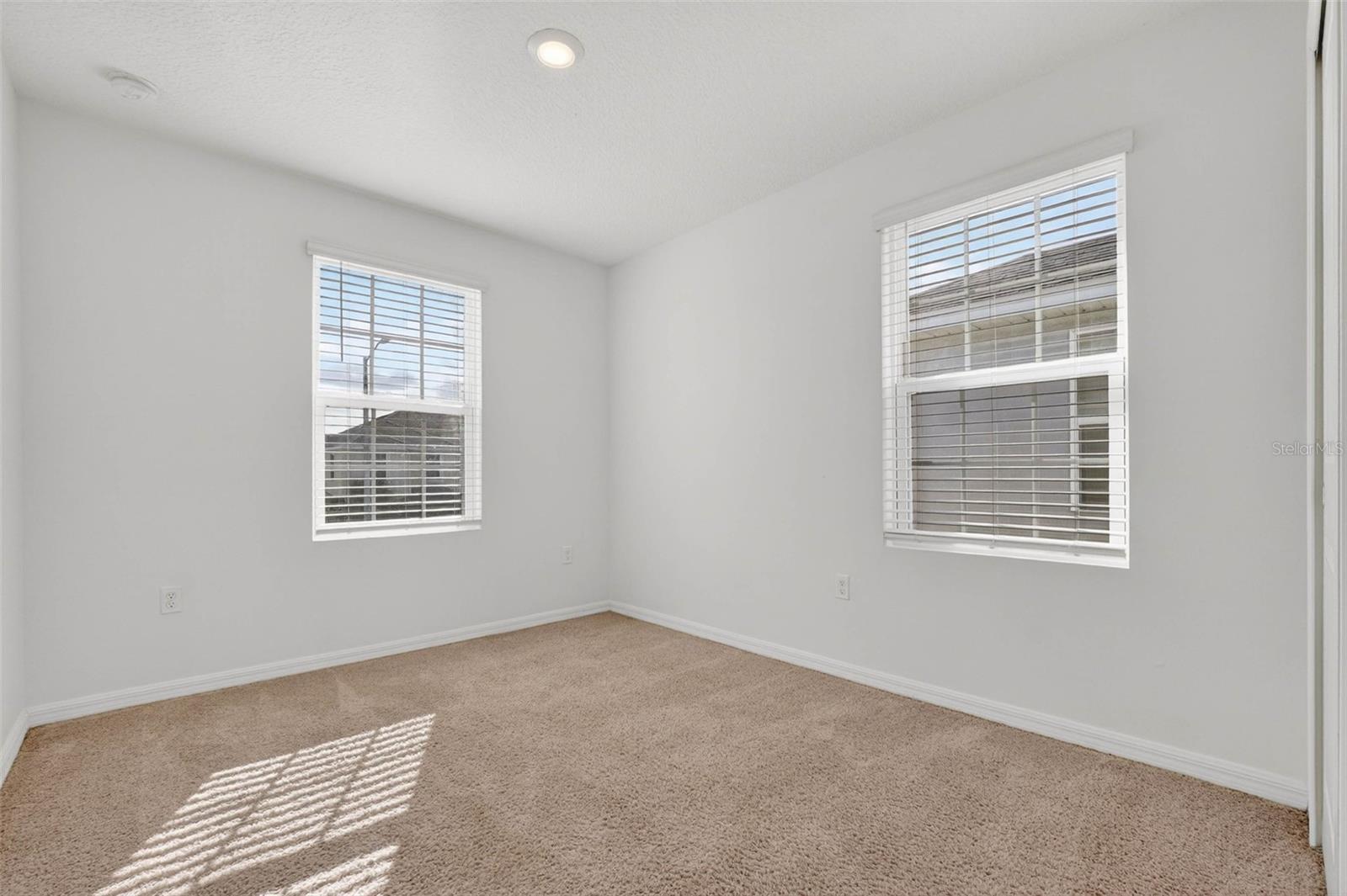 Image 32 of 45 For 3583 Davenport Creek Court