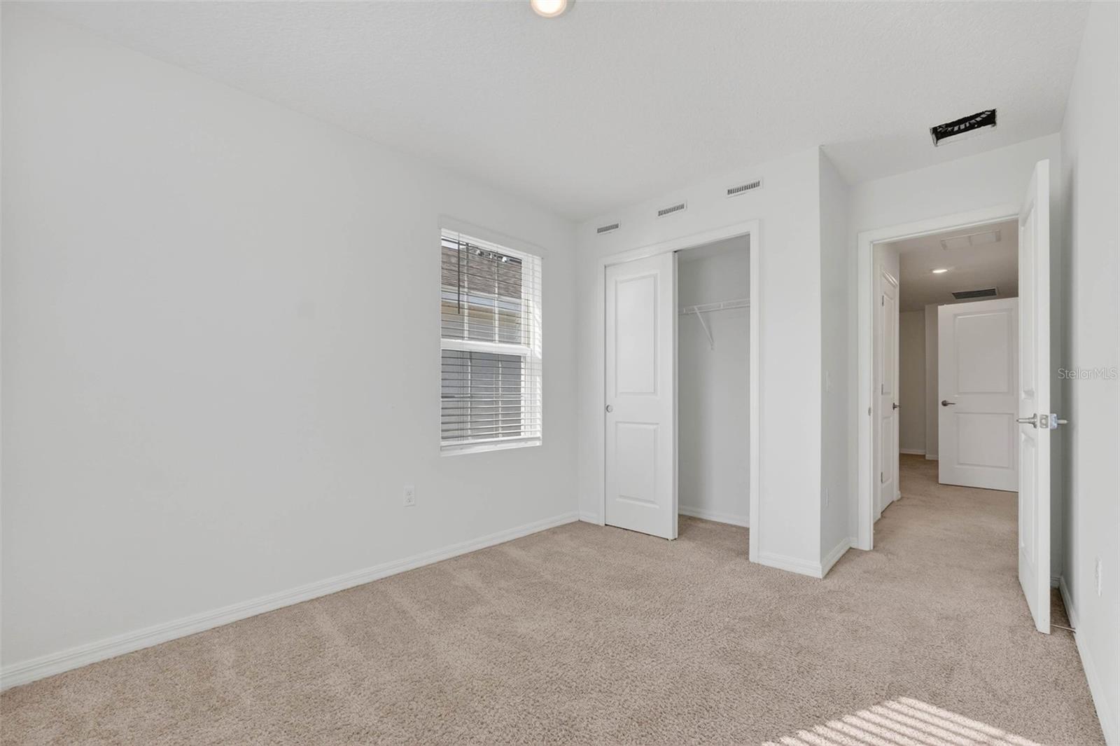 Image 33 of 45 For 3583 Davenport Creek Court