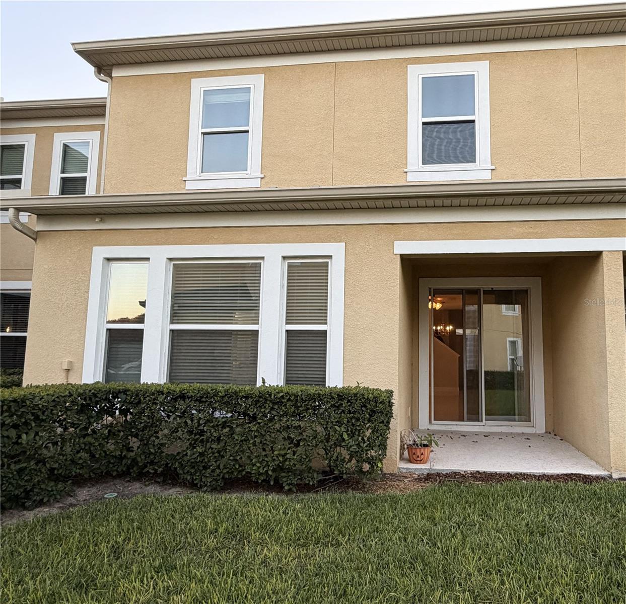 Image 20 of 24 For 13565 Fountainbleau Drive