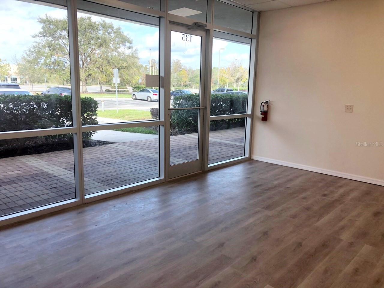 Image 6 of 39 For 10967 Lake Underhill Road 135