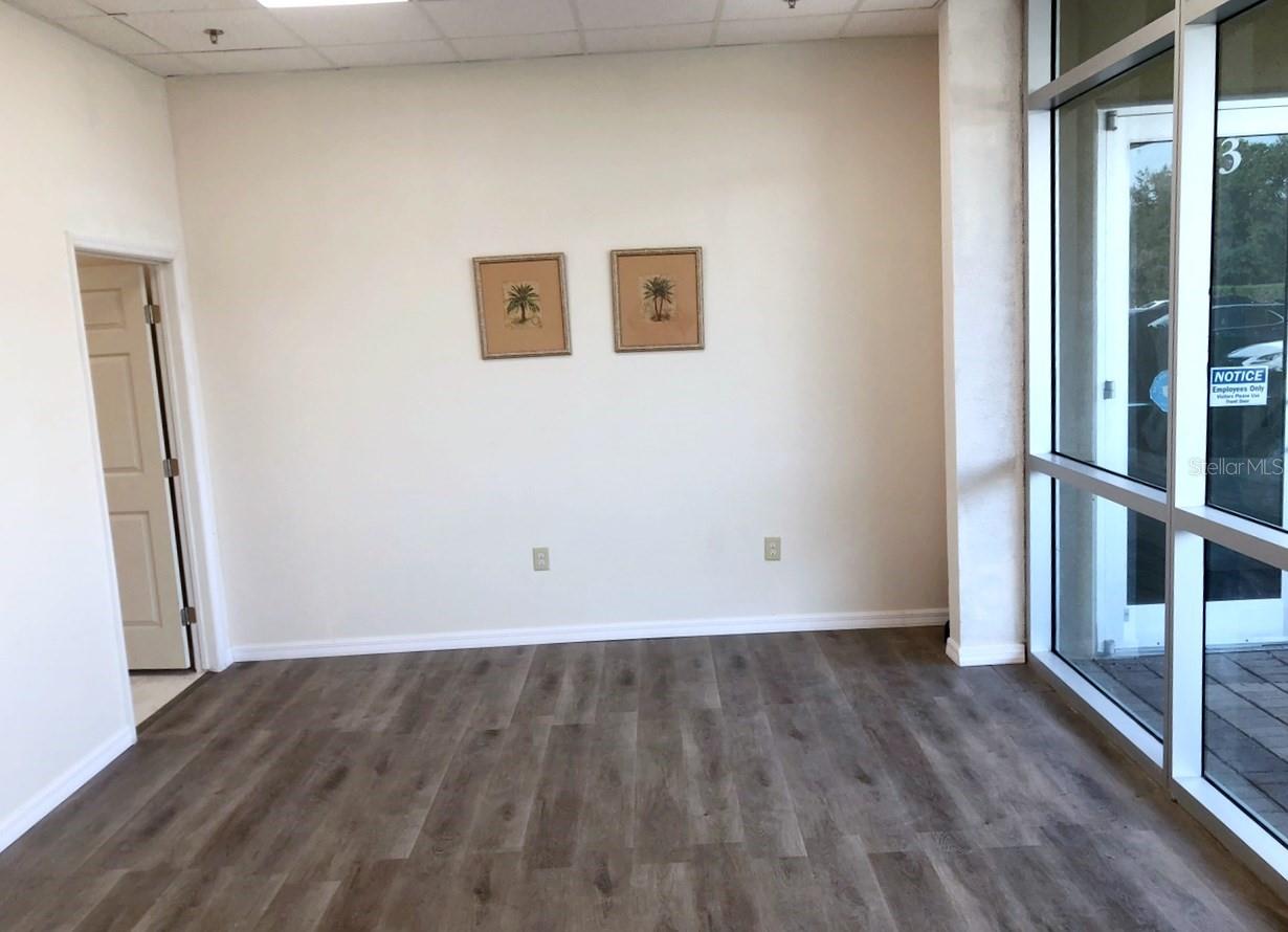 Image 8 of 39 For 10967 Lake Underhill Road 135