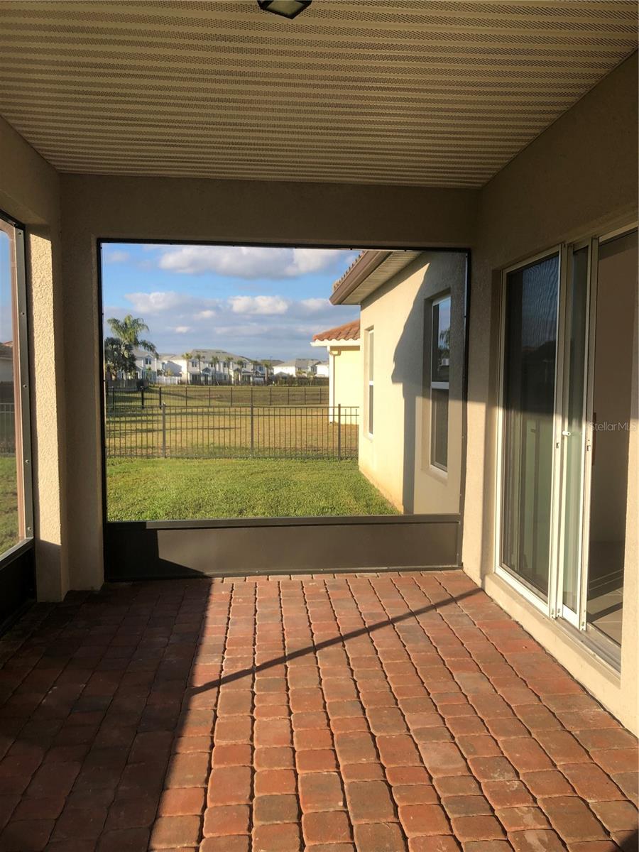 Image 17 of 25 For 3211 Silver Fin Way