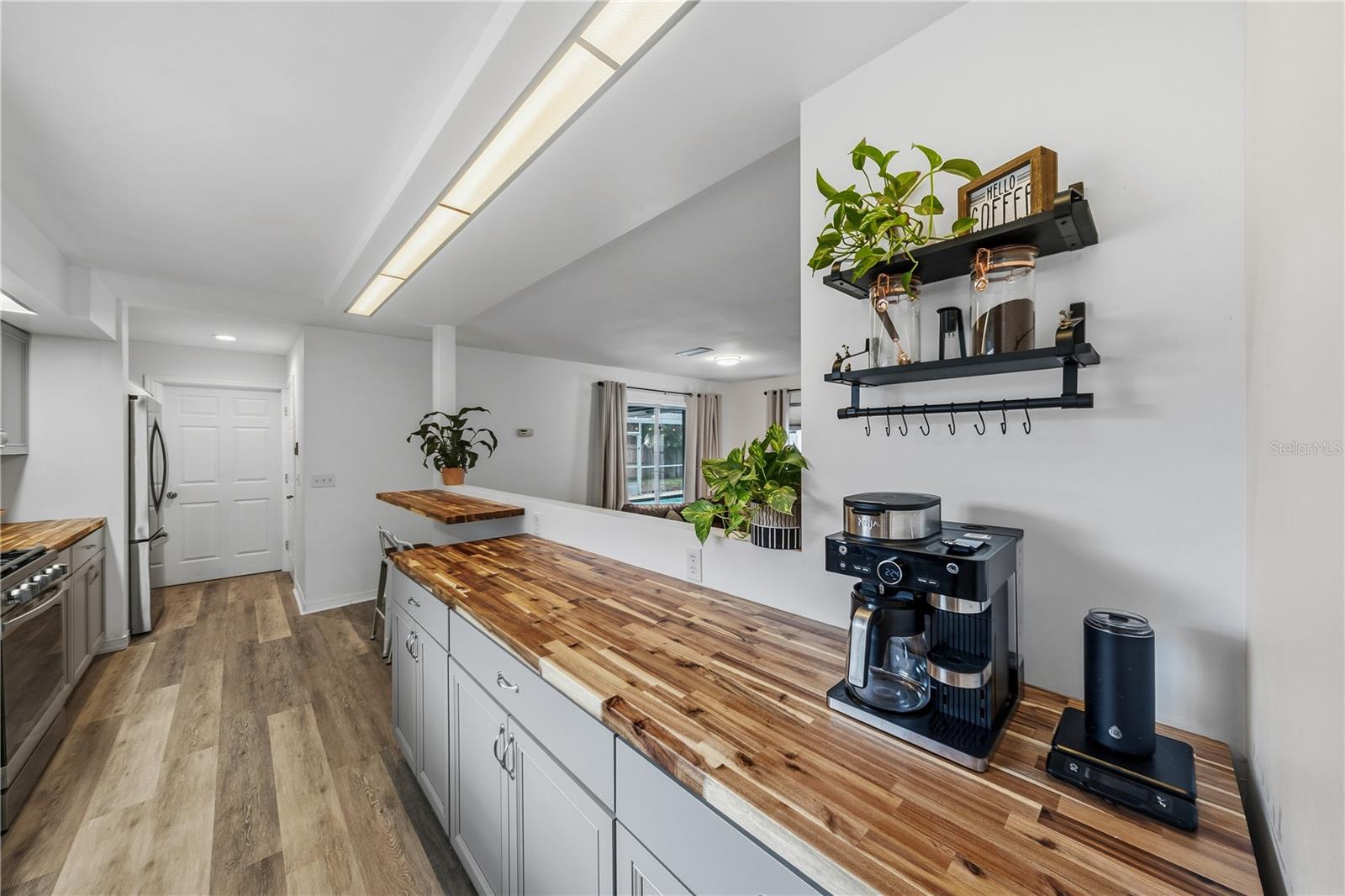 Image 16 of 64 For 1002 Pine Tree Drive