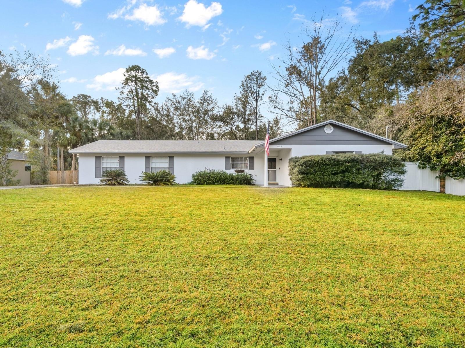 Image 2 of 64 For 1002 Pine Tree Drive