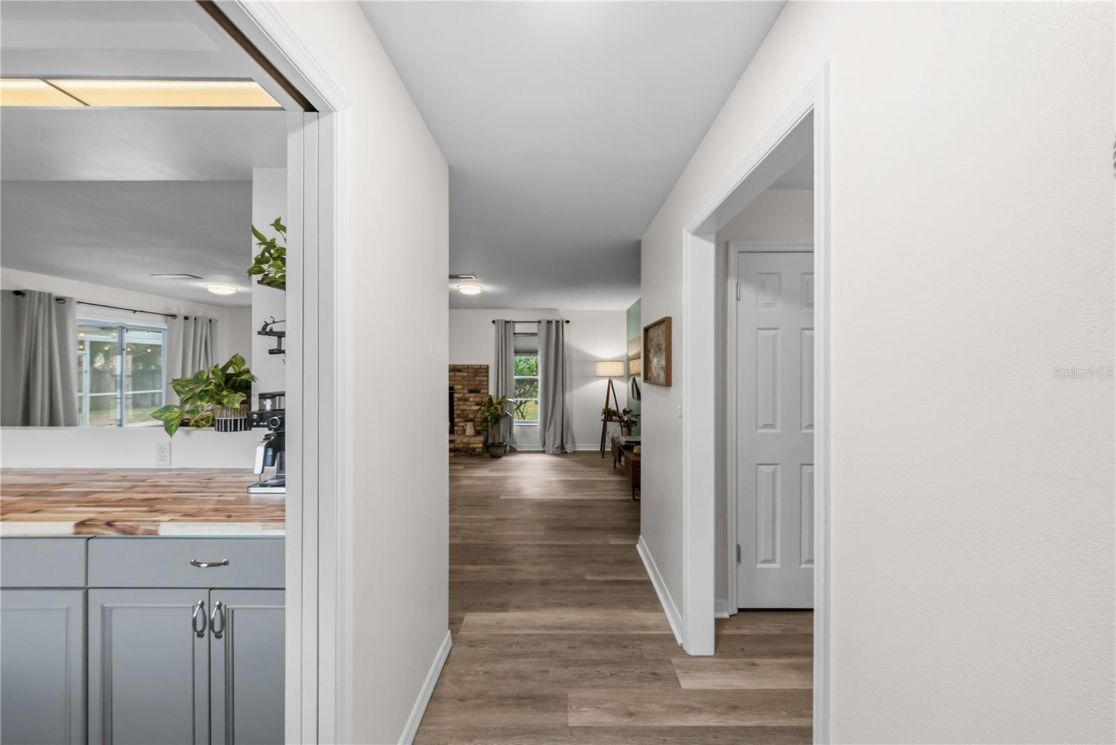 Image 21 of 64 For 1002 Pine Tree Drive