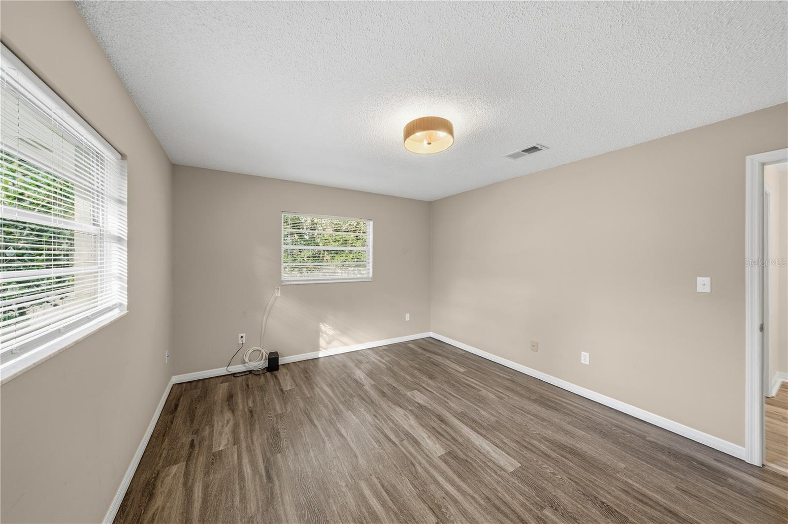 Image 36 of 64 For 1002 Pine Tree Drive